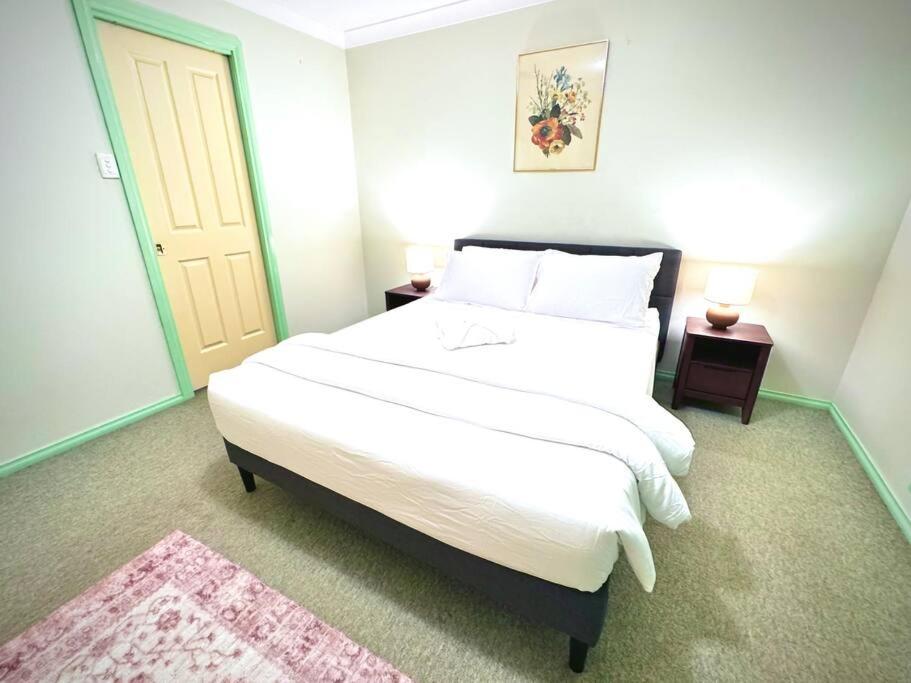 Three-Bedroom House photo 1