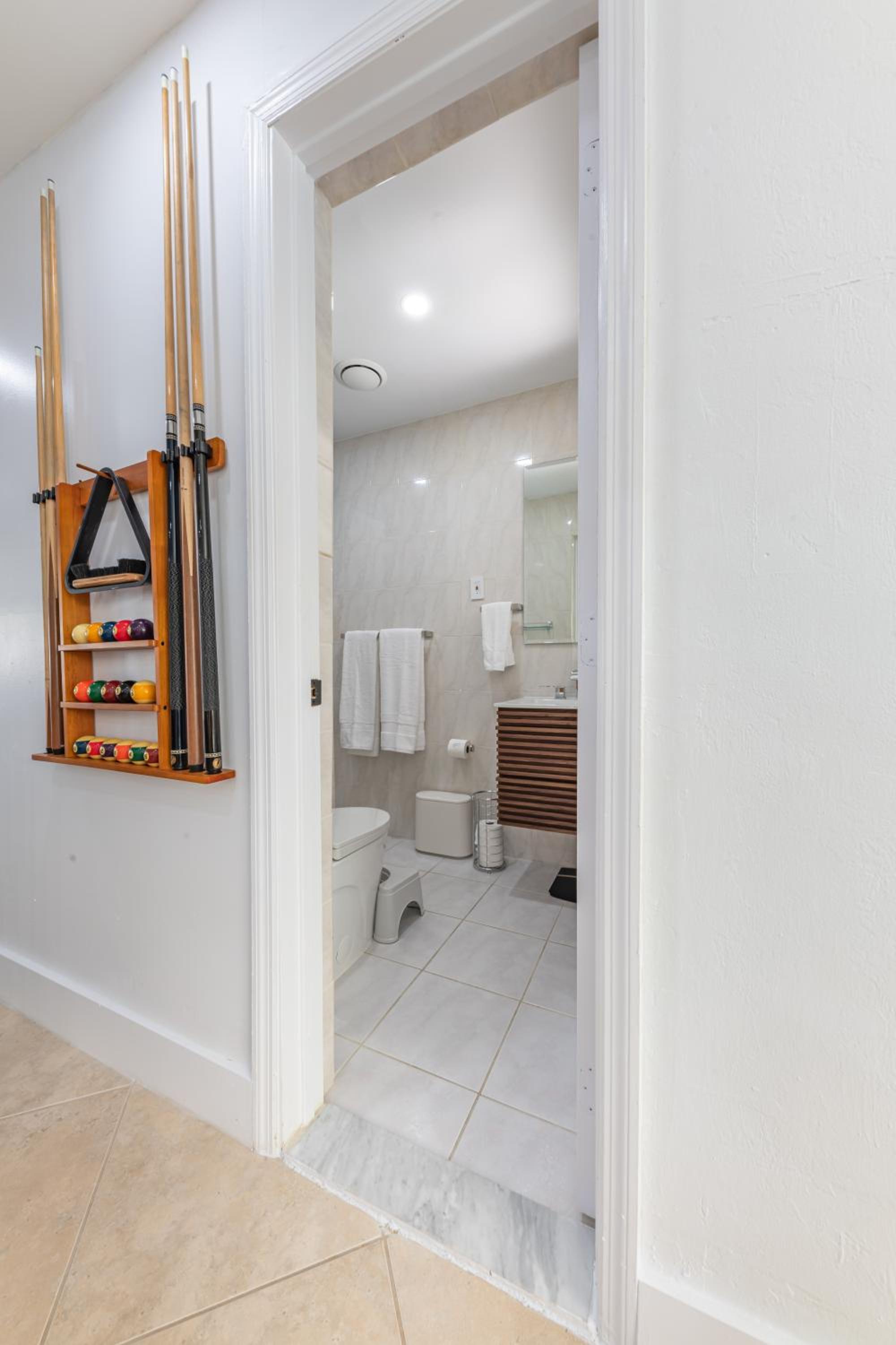 Three-Bedroom House photo 2