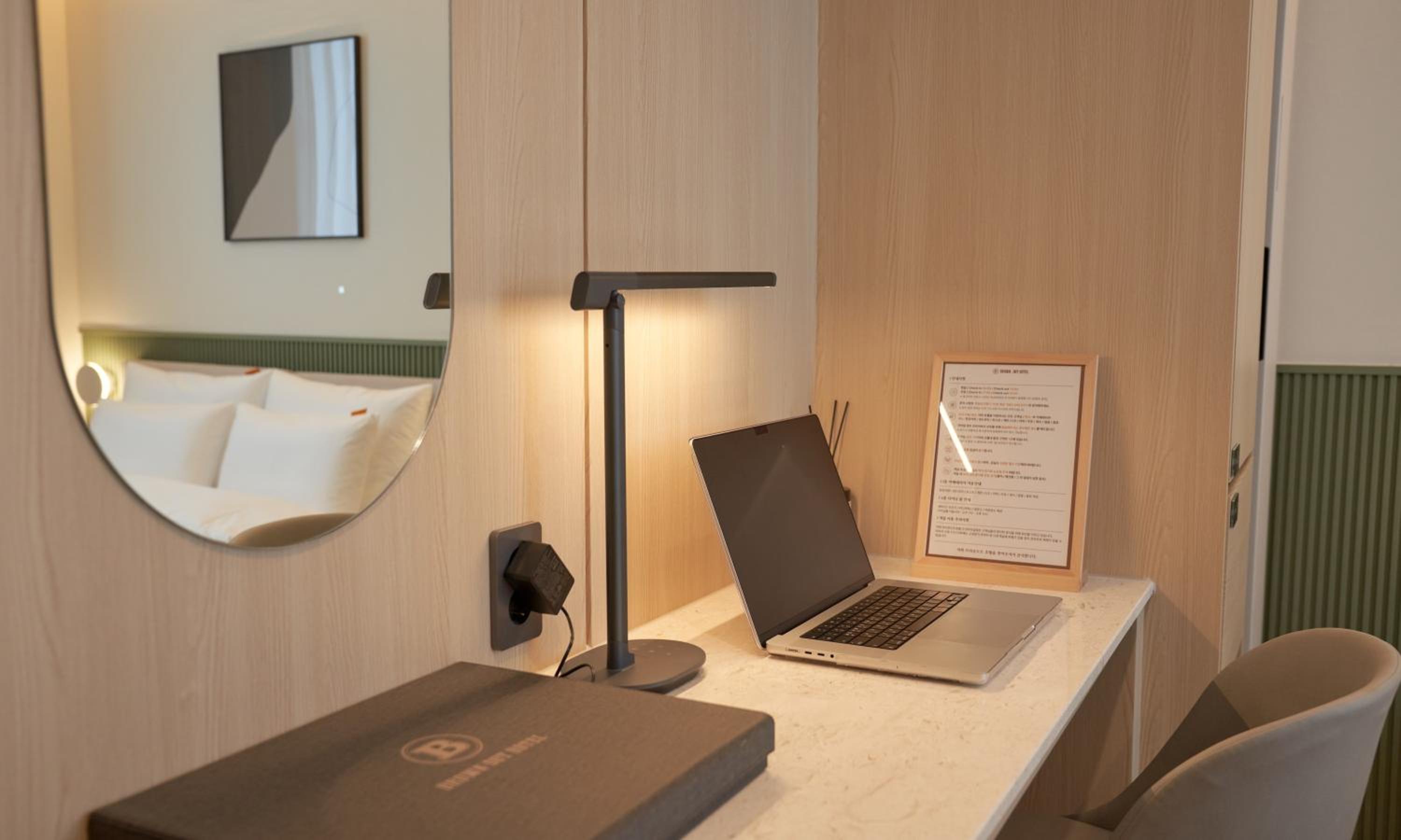 Deluxe Double Room - Photo 5