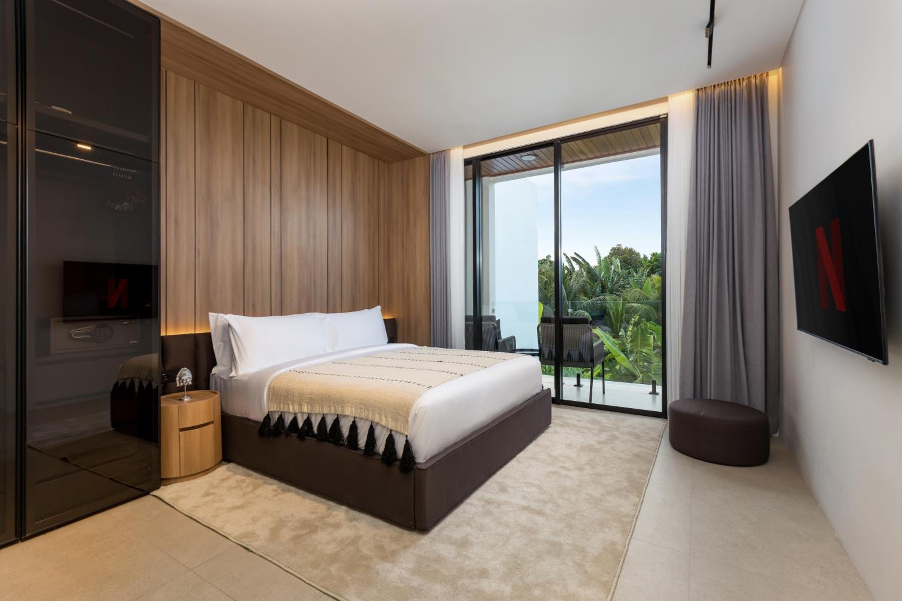 Three-Bedroom Pool Villa - Photo 9