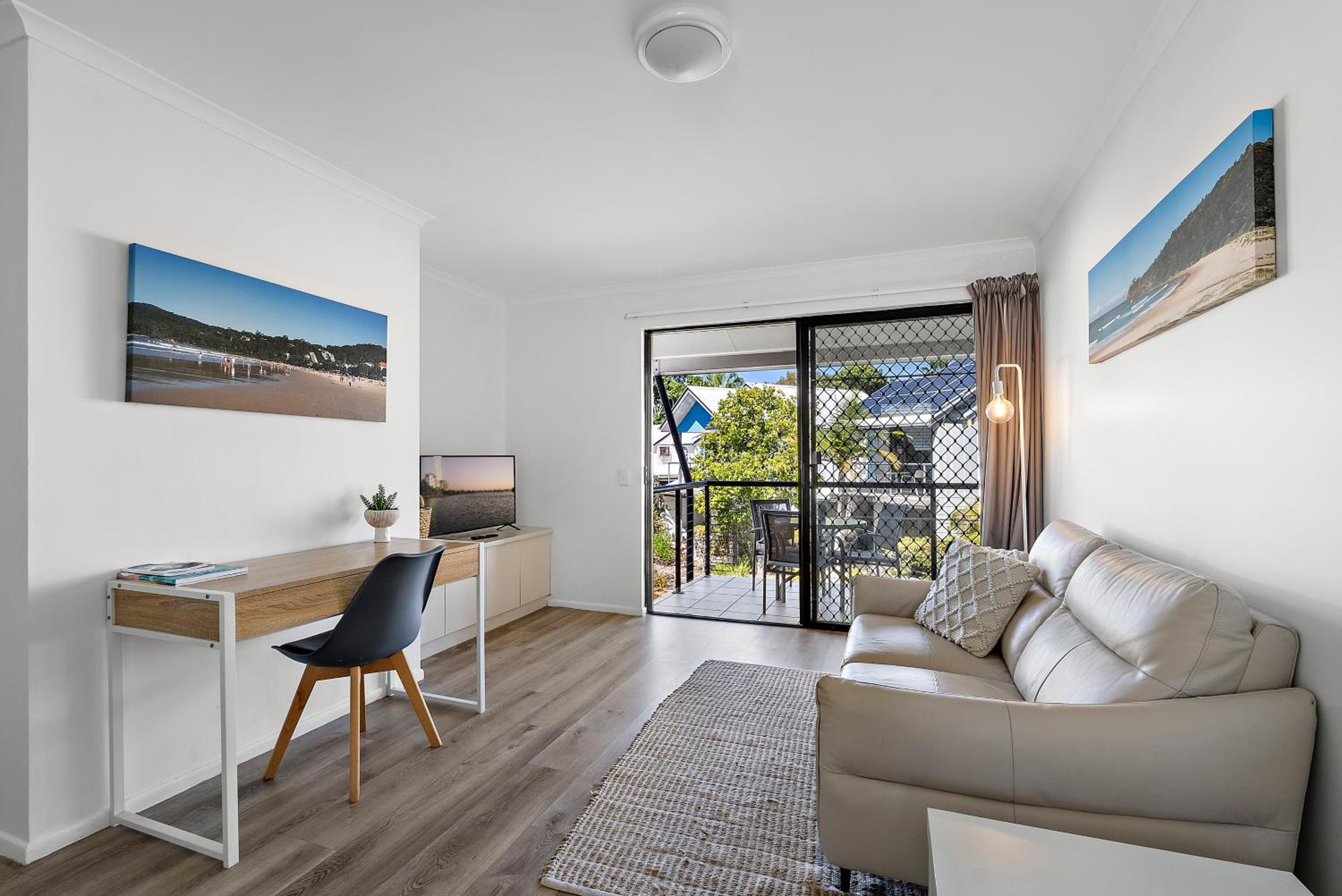 One-Bedroom Apartment - Photo 1