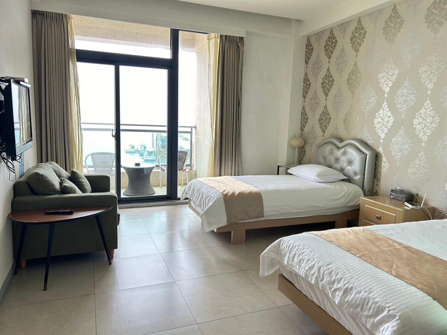 Twin Room with Sea View photo 2