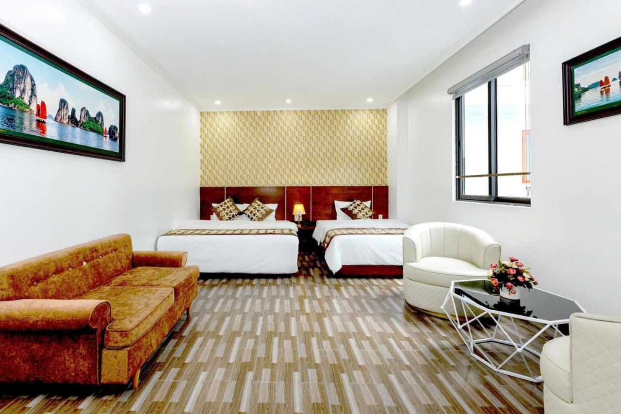 Deluxe Queen Room with Two Queen Beds