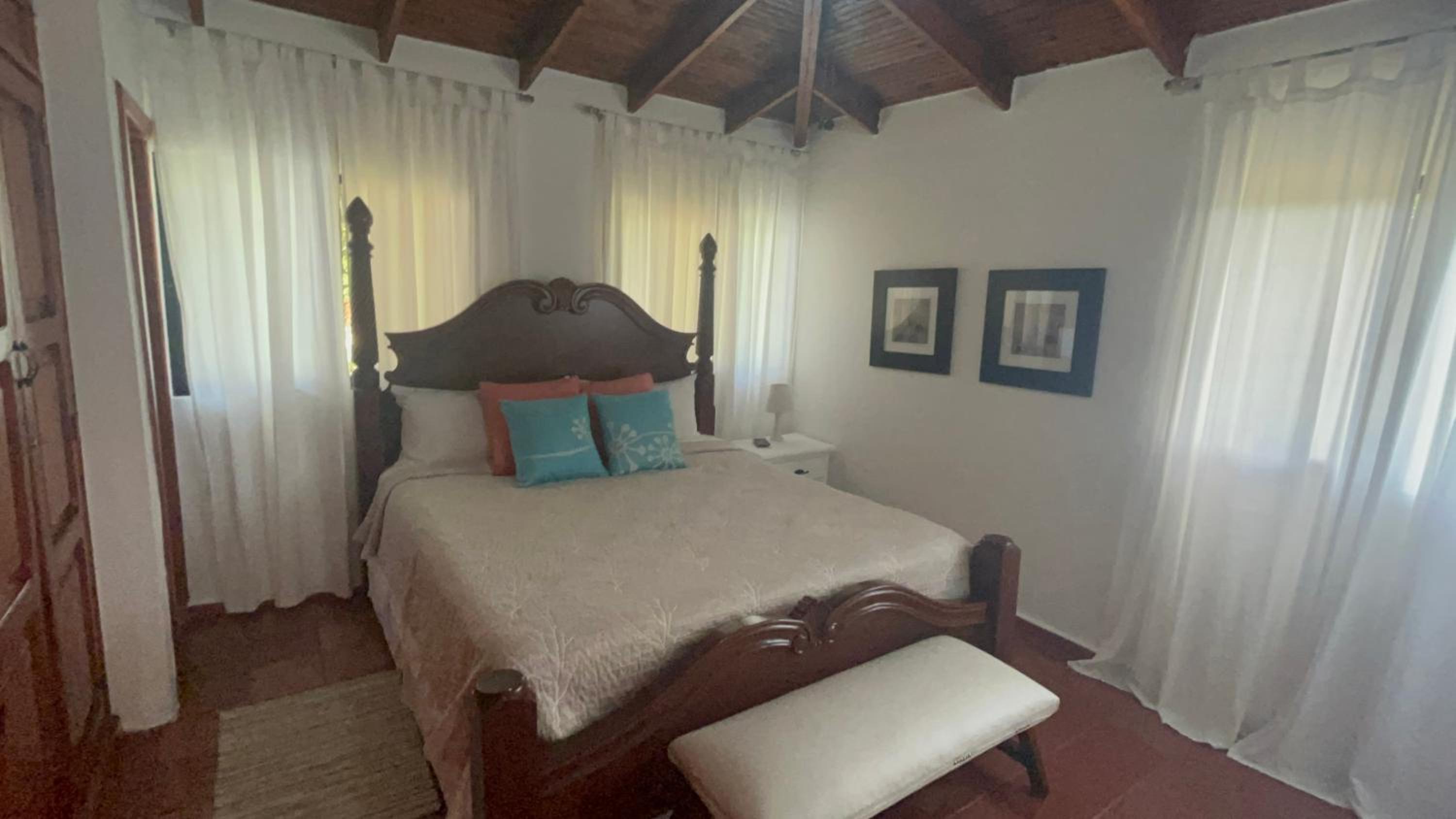 Queen Room with Garden View photo 2
