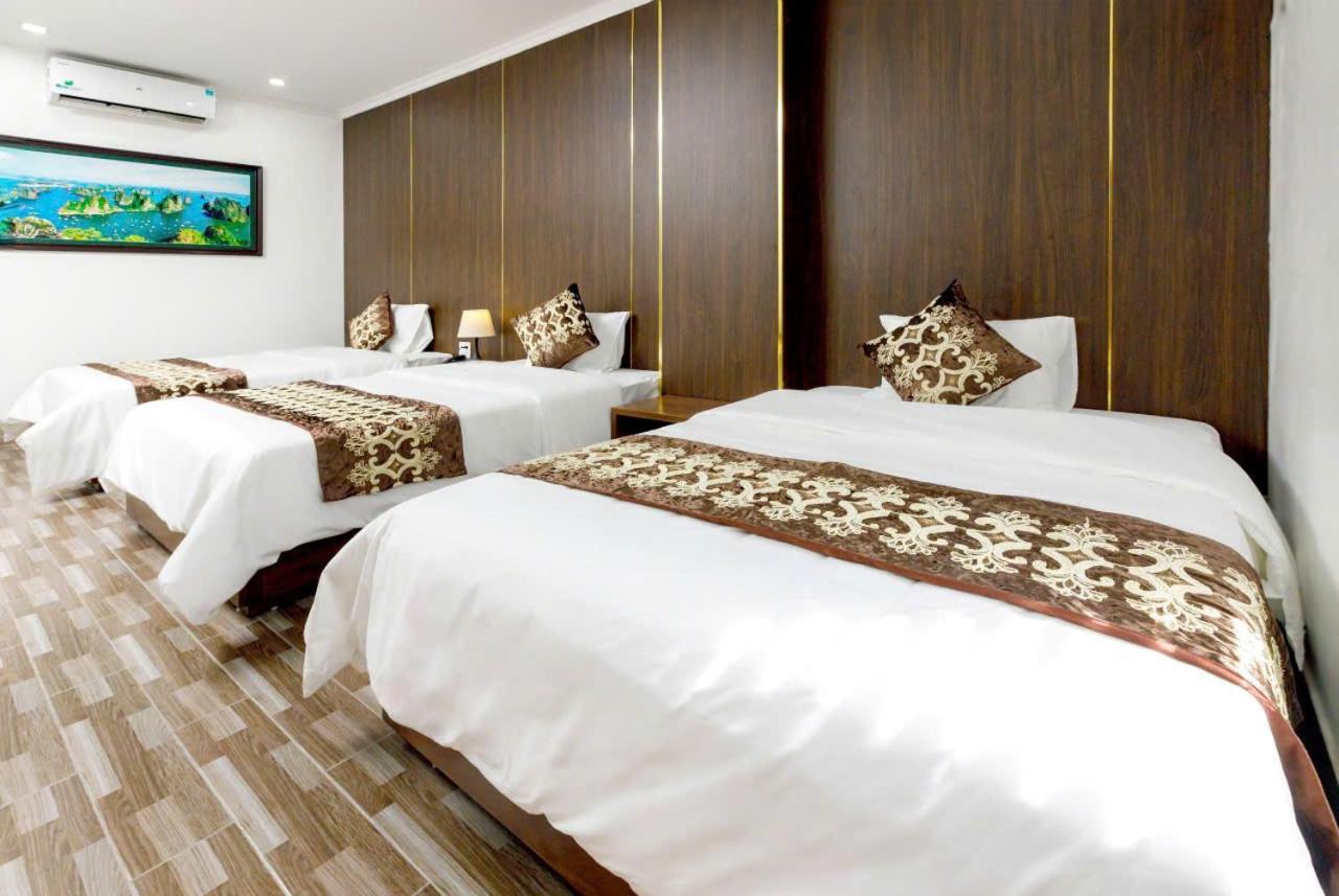Triple Room with Bath