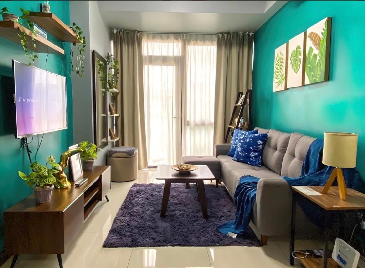 One-Bedroom Apartment with Balcony