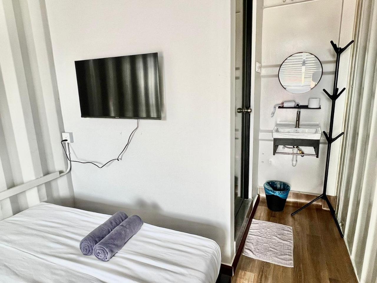 Deluxe Triple Room - Photo 3
