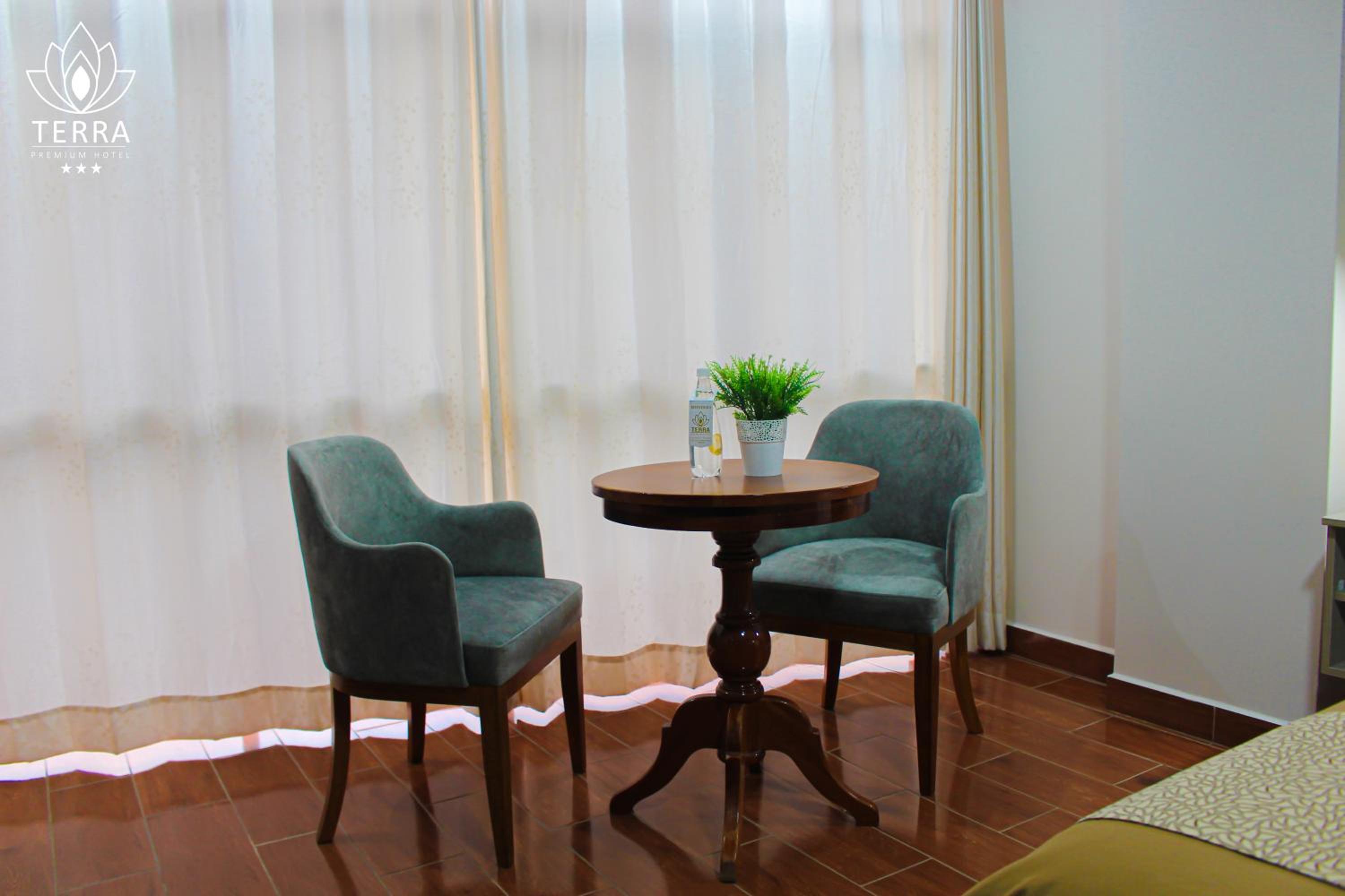 Deluxe Family Room photo 3