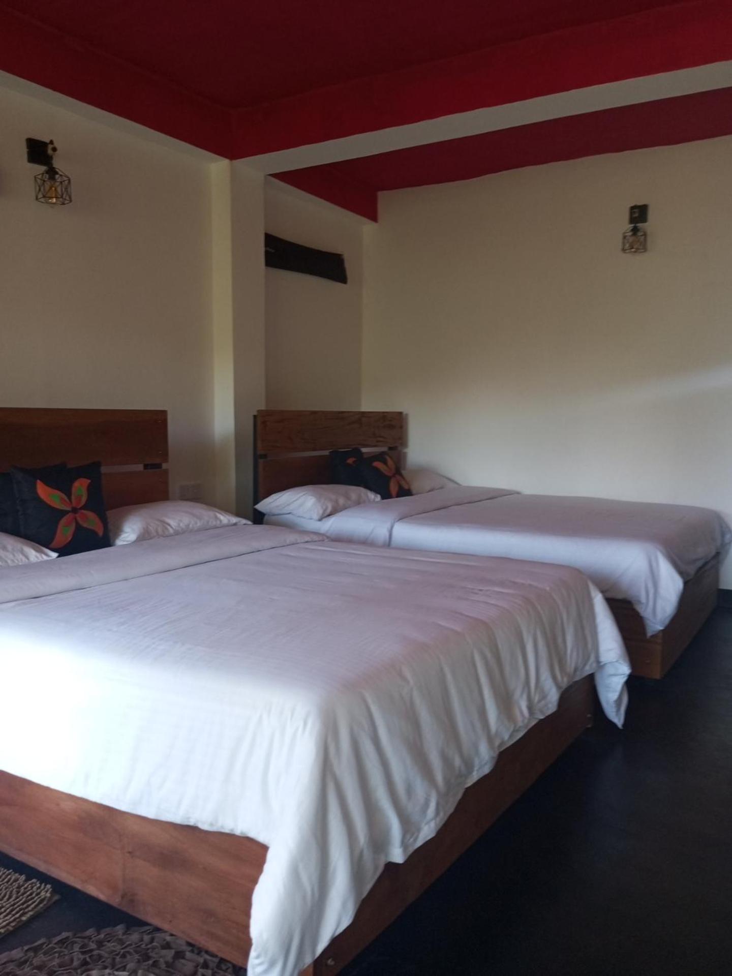 Deluxe Family Suite