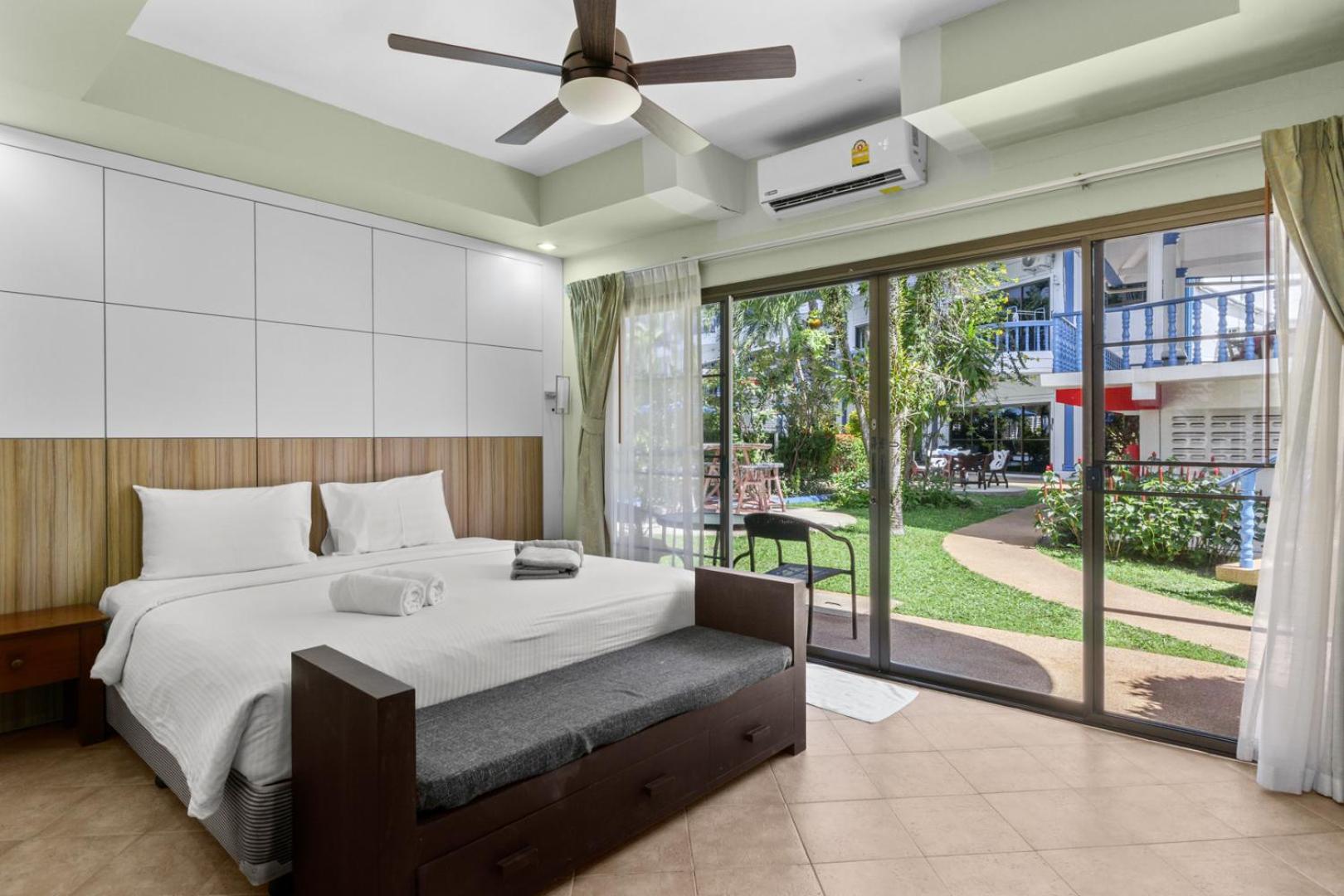 One-Bedroom Apartment with Garden View photo 3