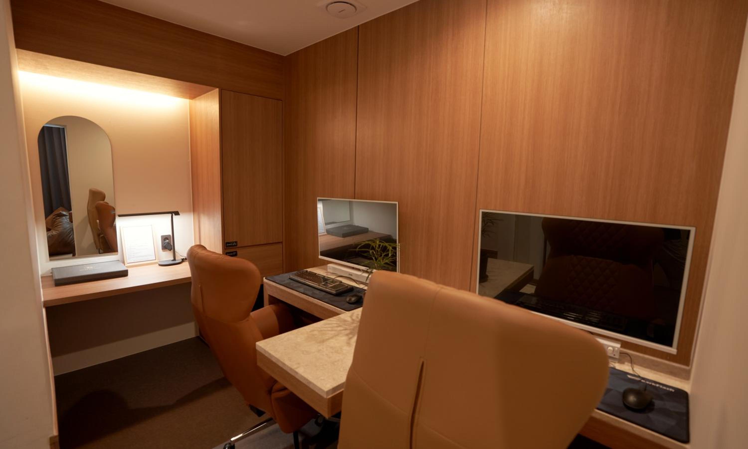 Deluxe Suite - Photo 4