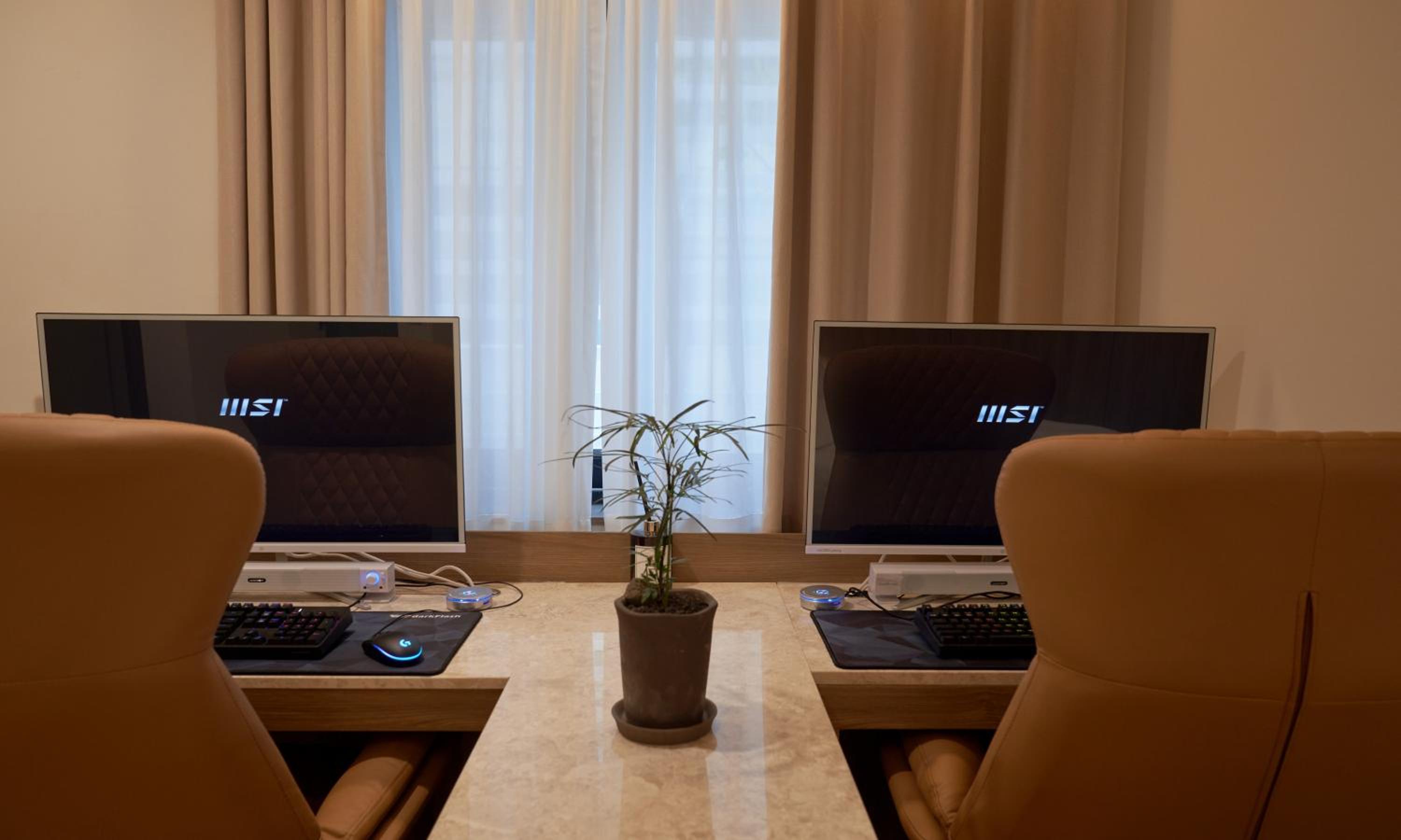 Superior King Room - Photo 8