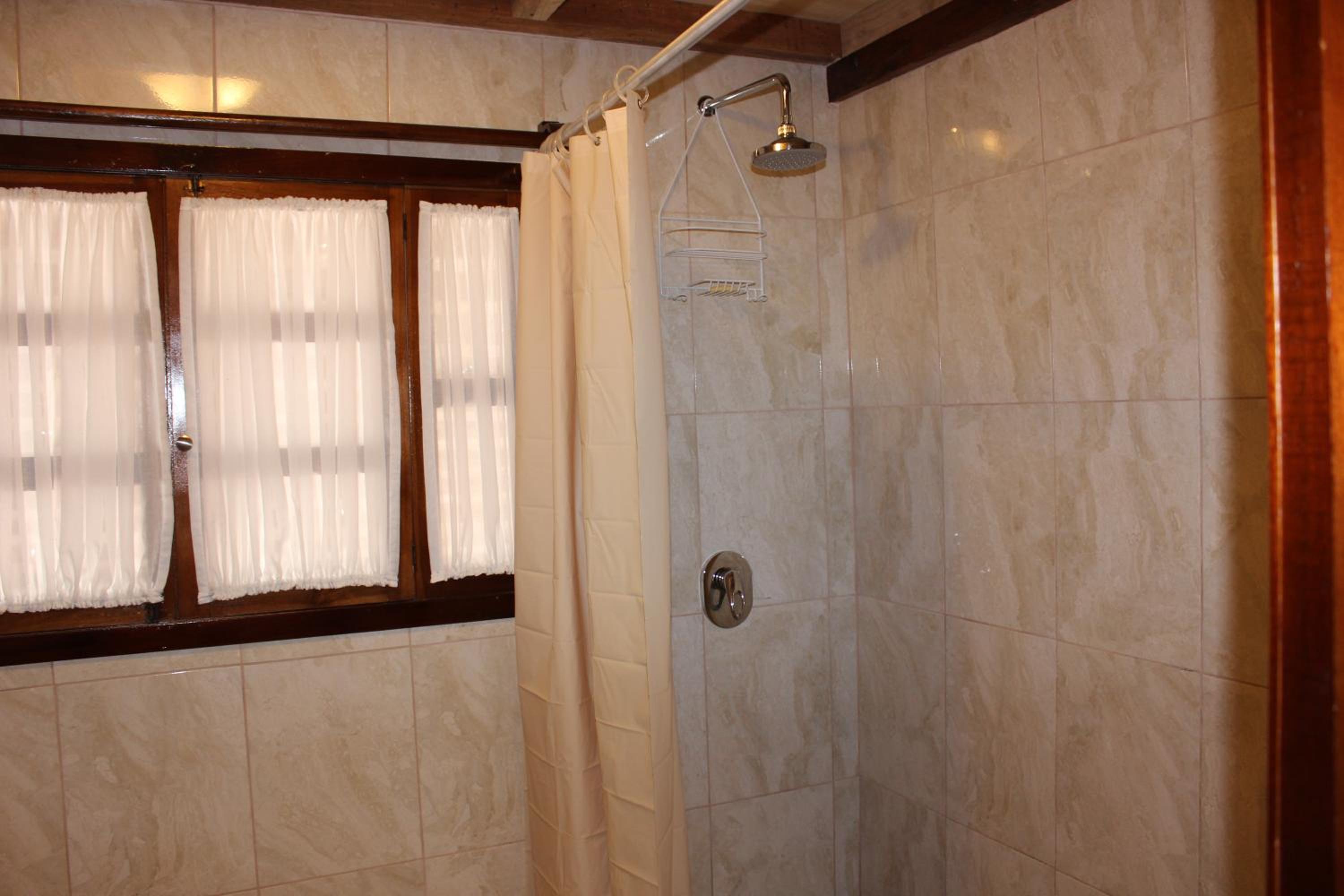 Deluxe Queen Room photo 3