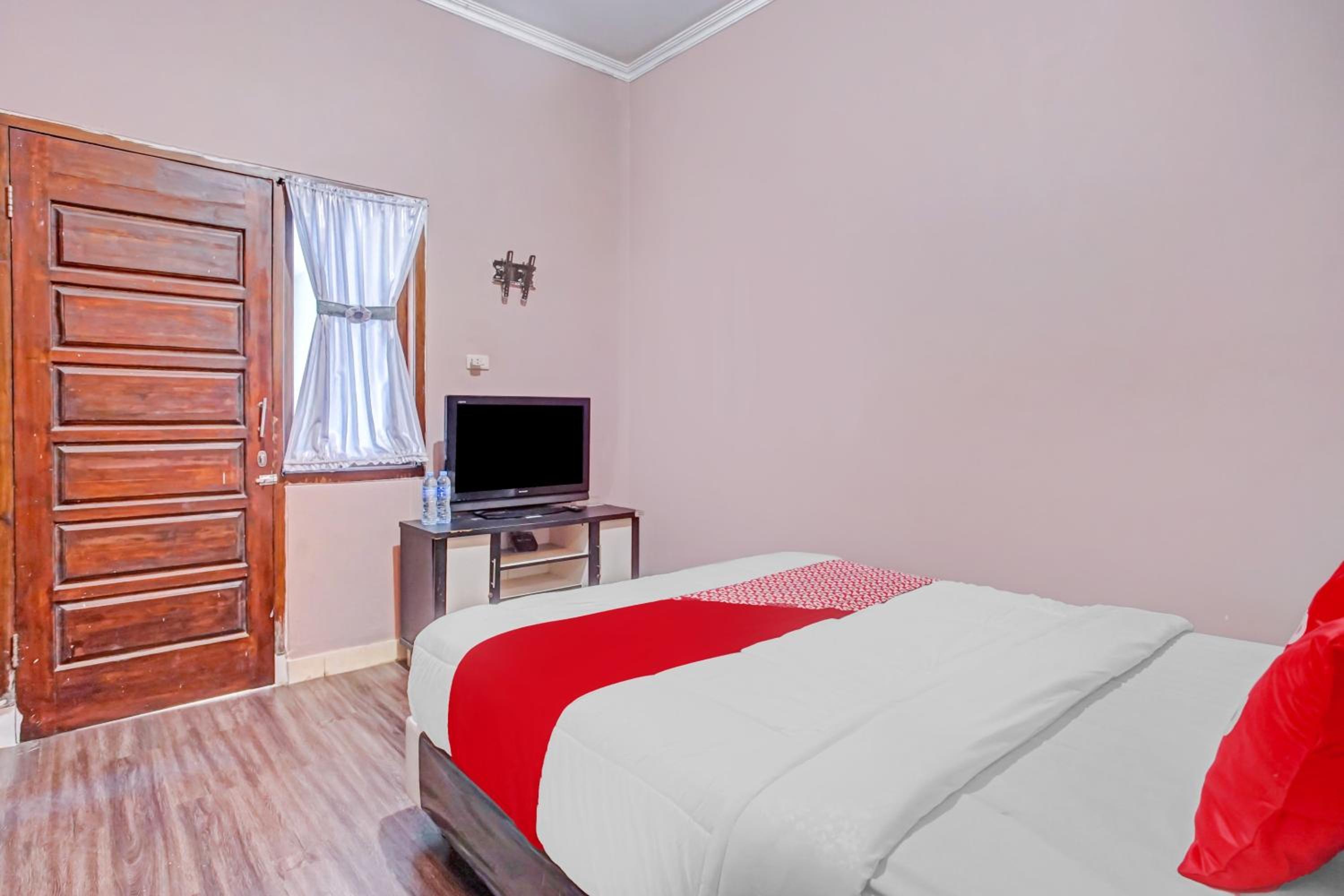 Deluxe Double Room - Photo 3