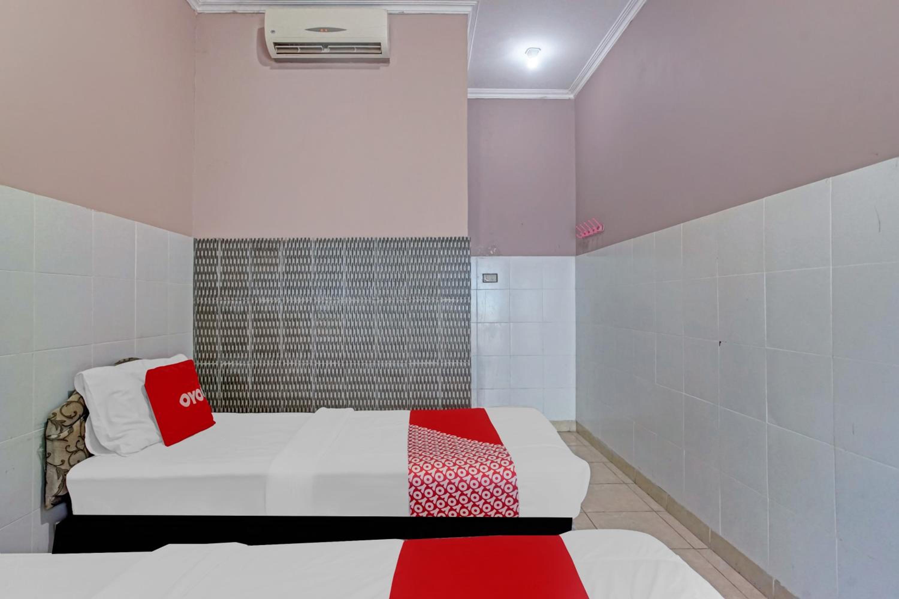 Delxue Twin Room - Photo 3