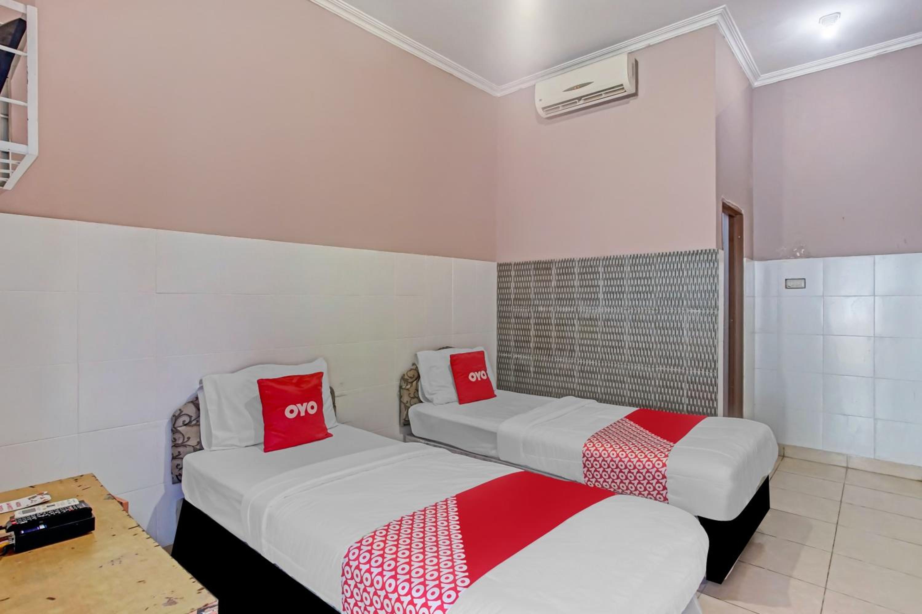 Delxue Twin Room - Photo 6