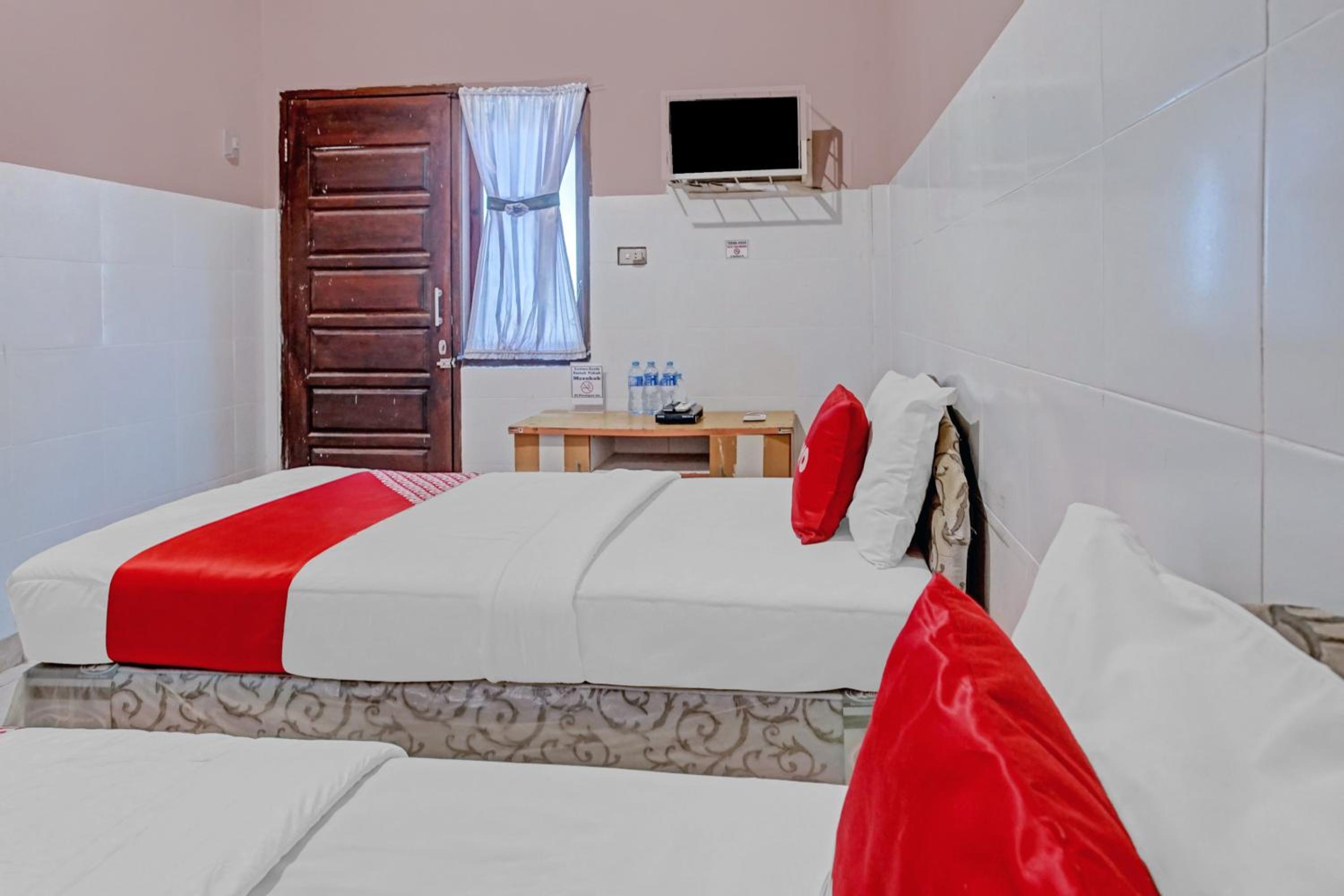 Delxue Twin Room - Photo 5