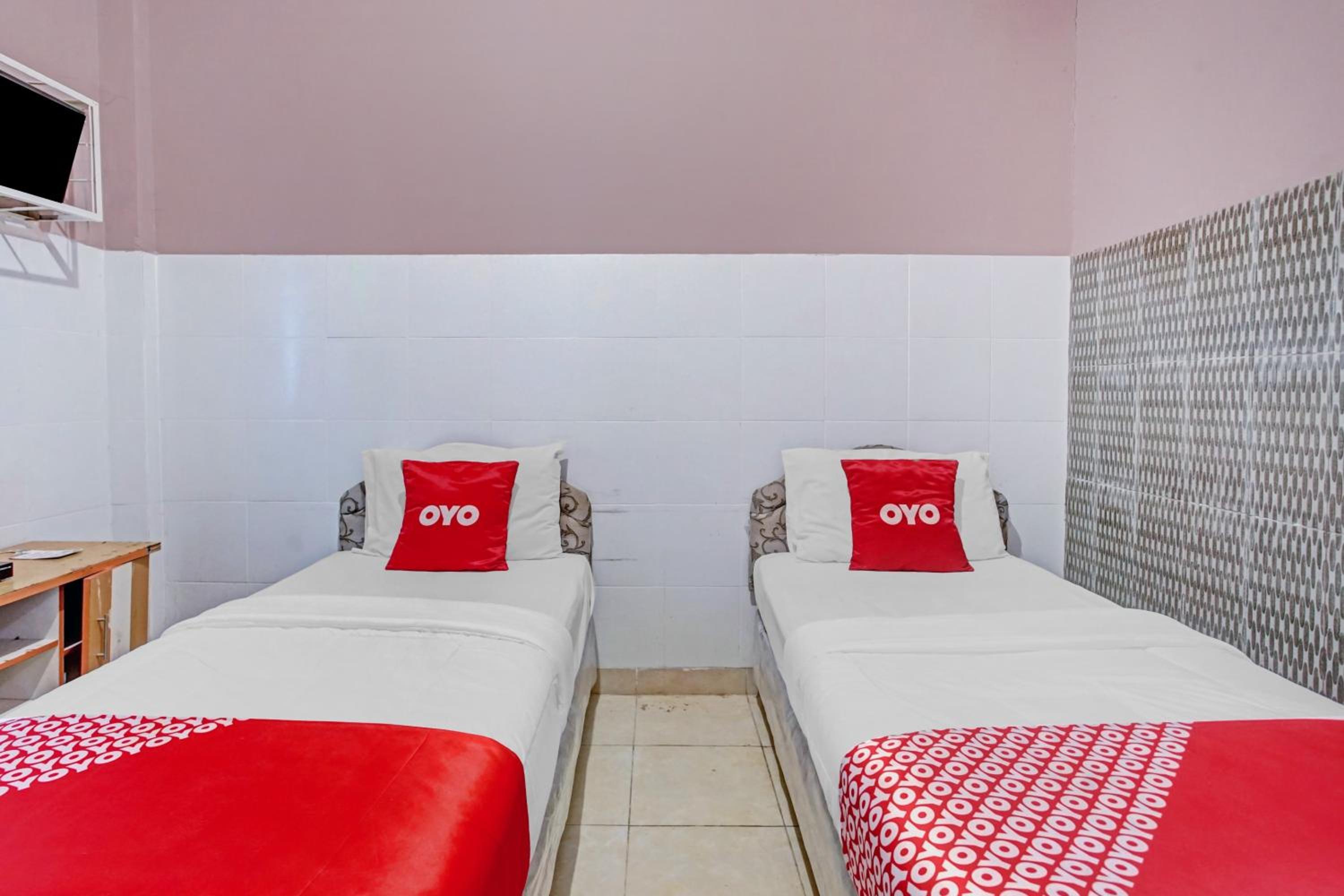 Delxue Twin Room - Photo 7