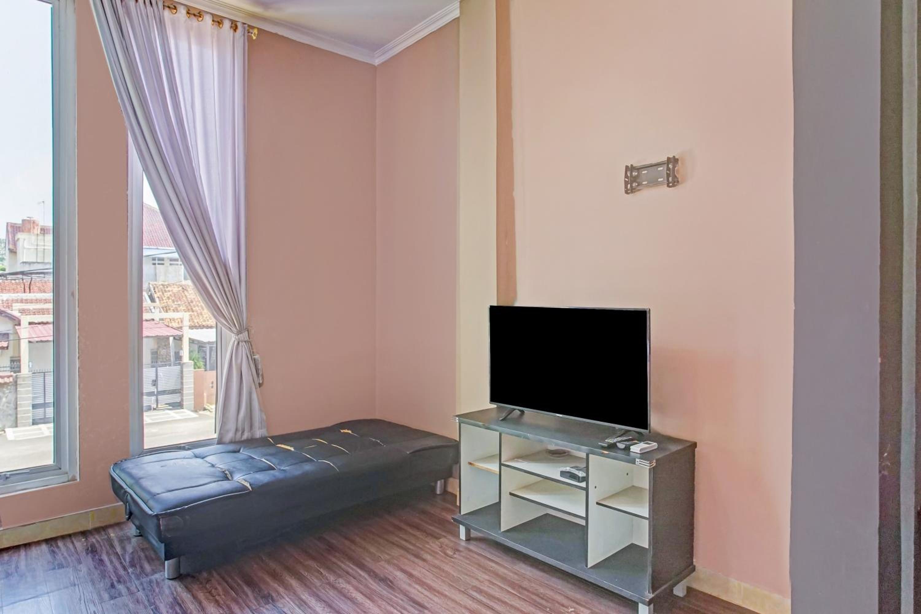 Family Suite - Photo 6