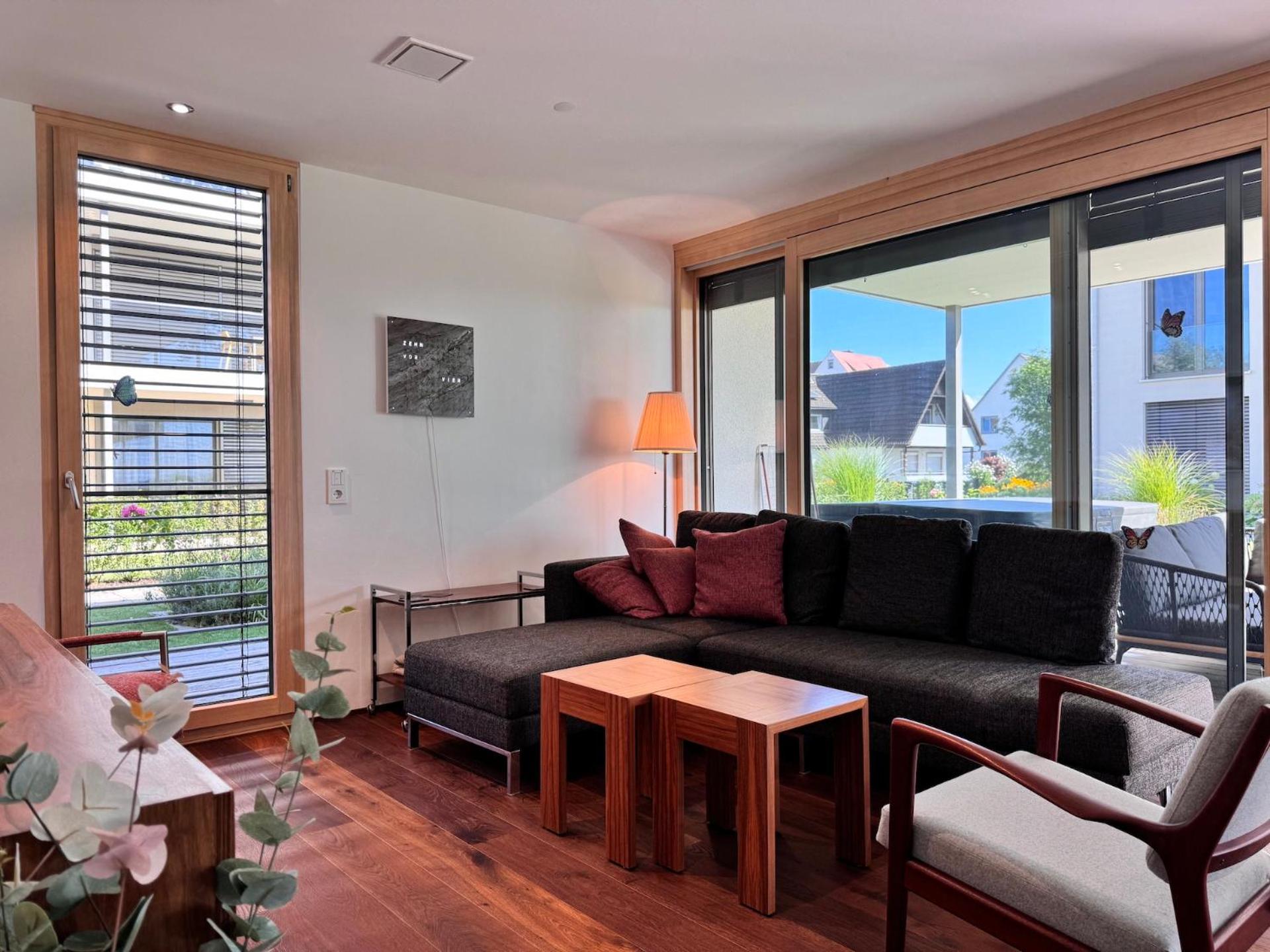 Apartment with Lake View photo 1