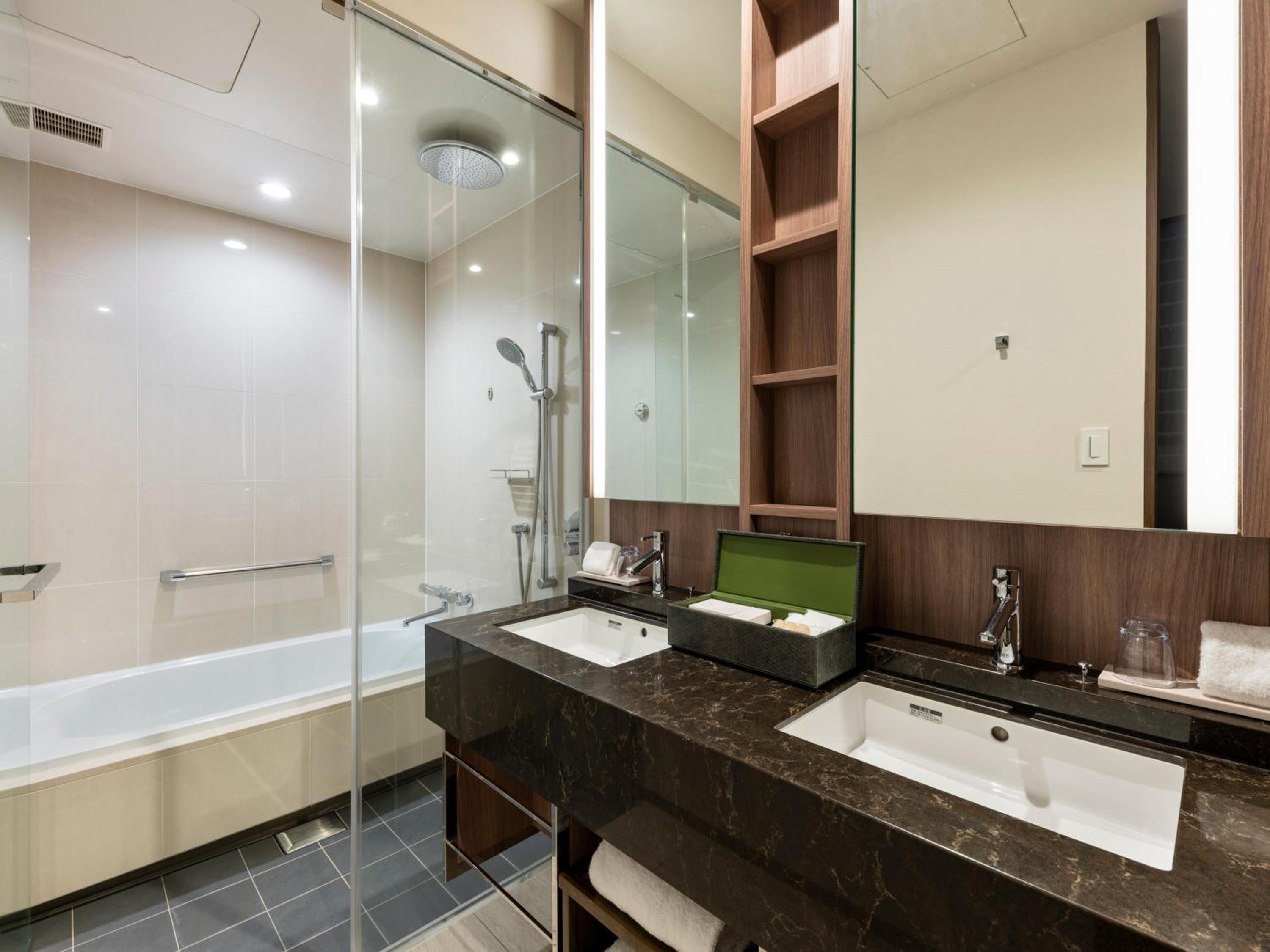Executive Twin Room – Non-Smoking photo Executive Twin Room – Non-Smoking photo