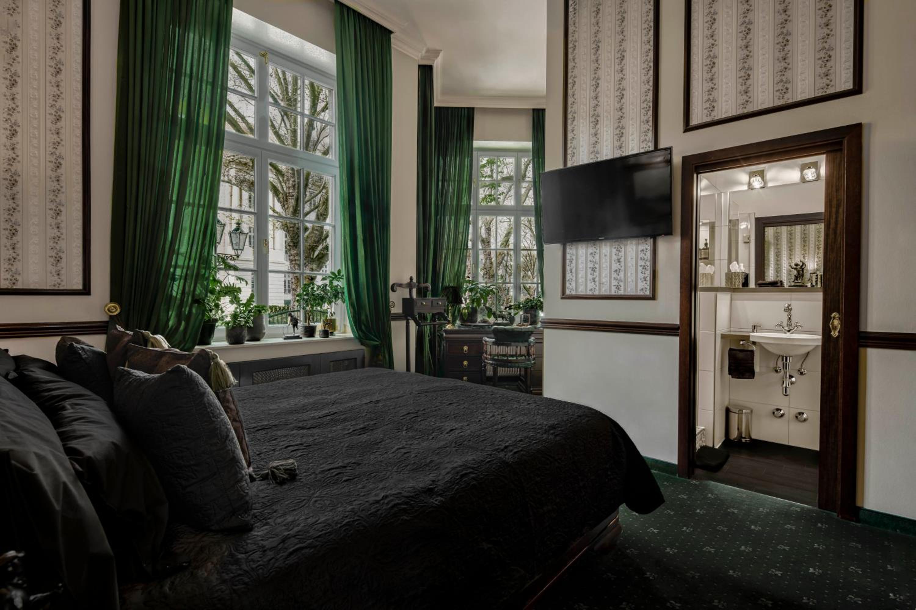 Superior Double Room - Photo 2