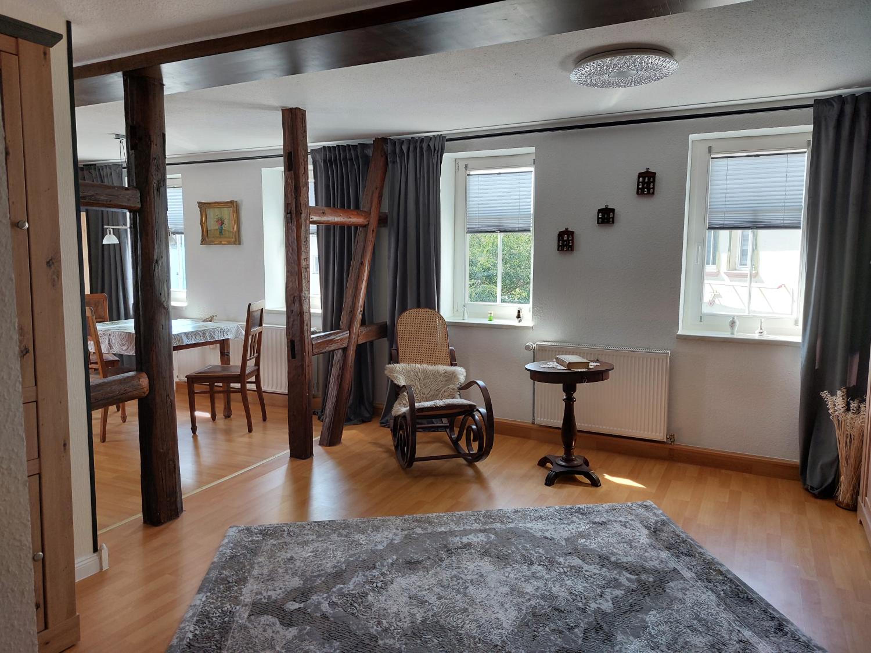 One-Bedroom Apartment - Non-Smoking photo 1