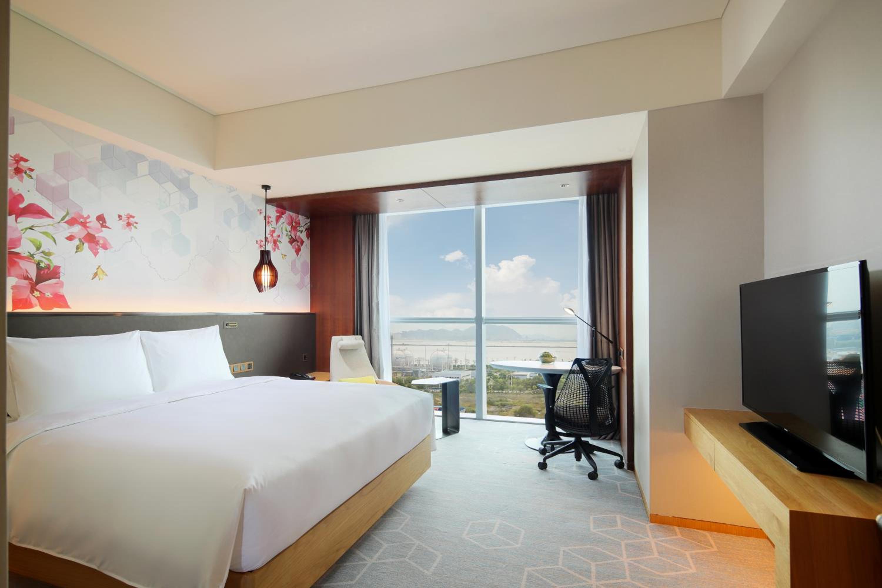 King Guest Room - Photo 2