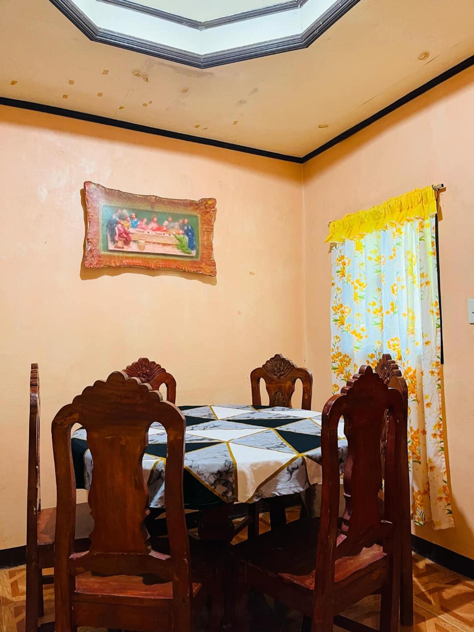 Two-Bedroom House photo 2