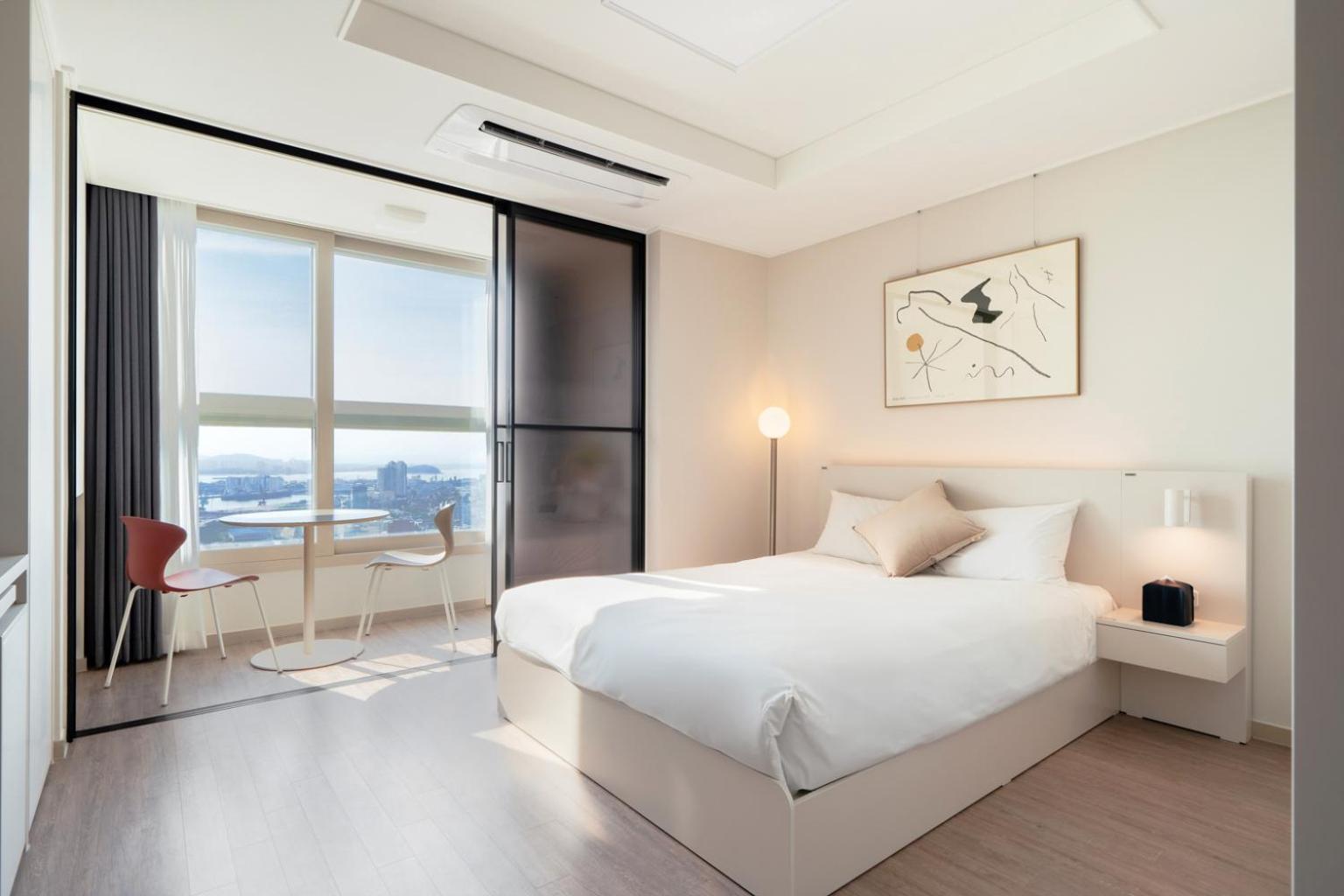 Studio Harbor Ocean - Photo 15