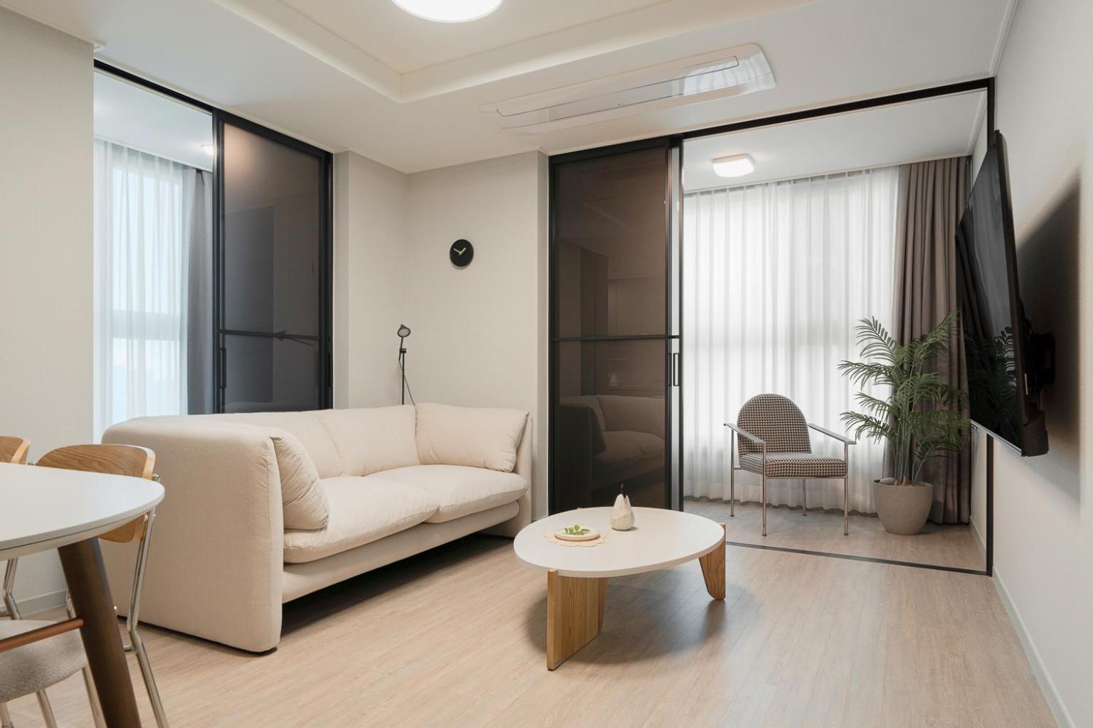 Family Two Room - Photo 21