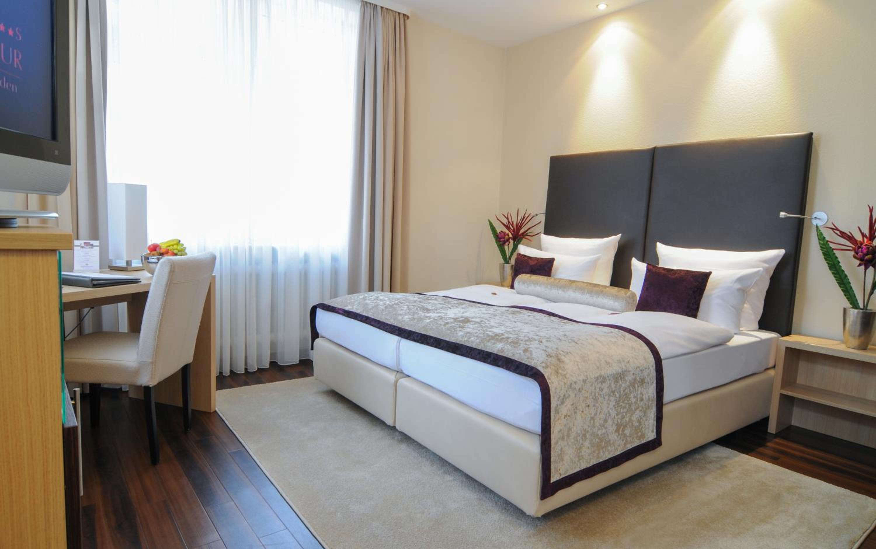 Double Room - Photo 4