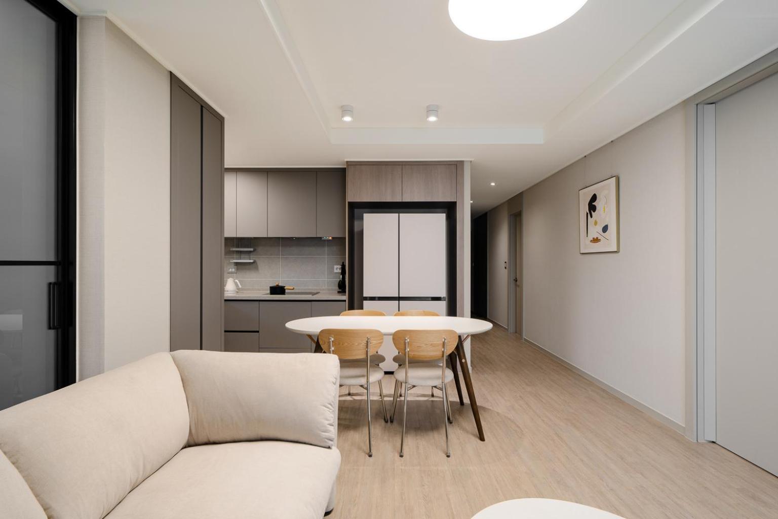 Family Three Room - Photo 10