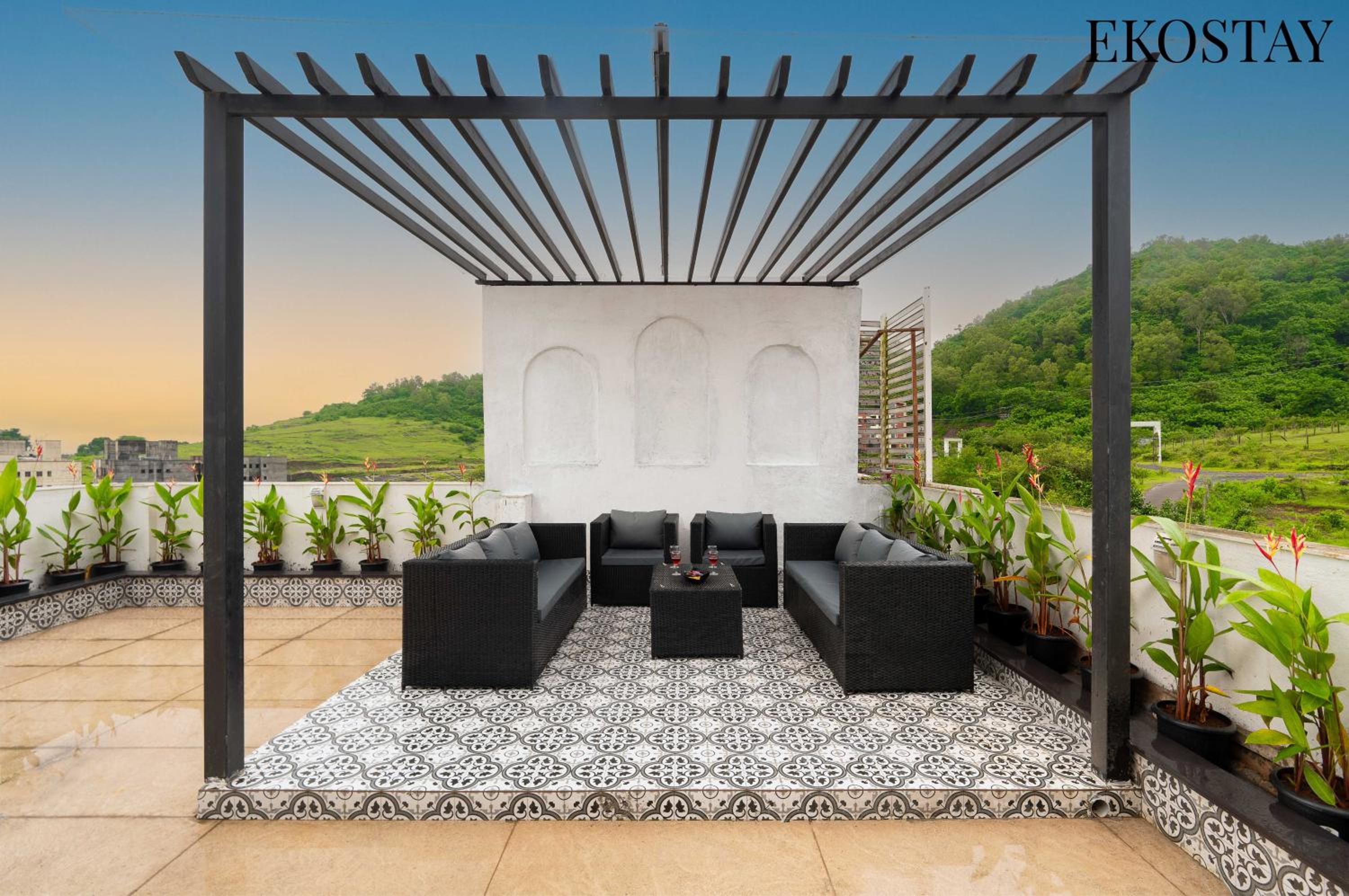 Villa photo 2