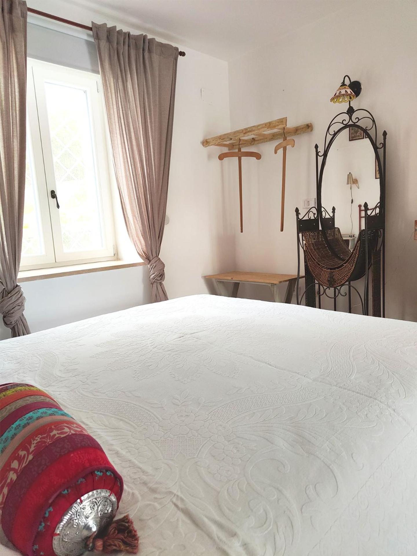 Large Double Room - Photo 15