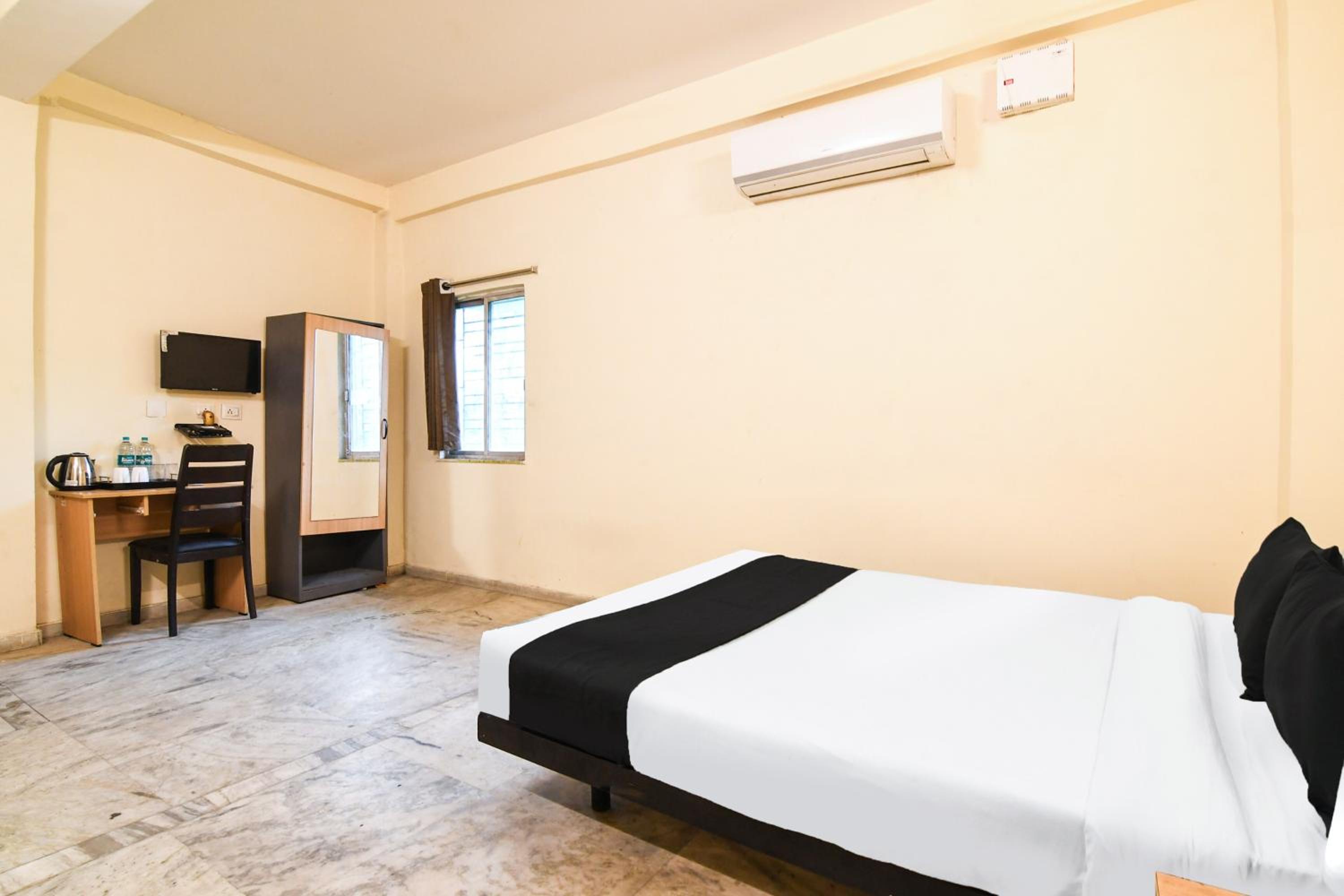 Classic Triple Room