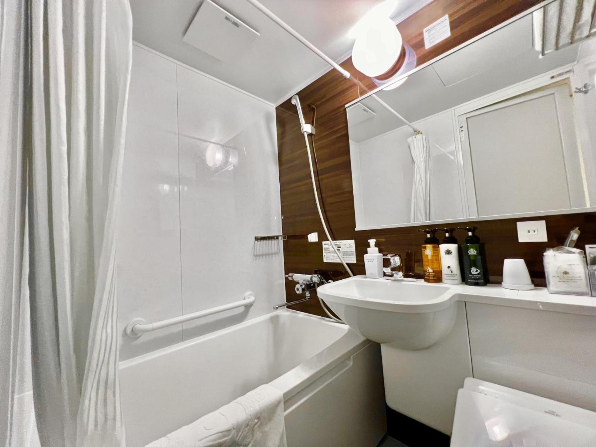 Standard Twin Room - Non-Smoking (Renovated Modular Bathroom)