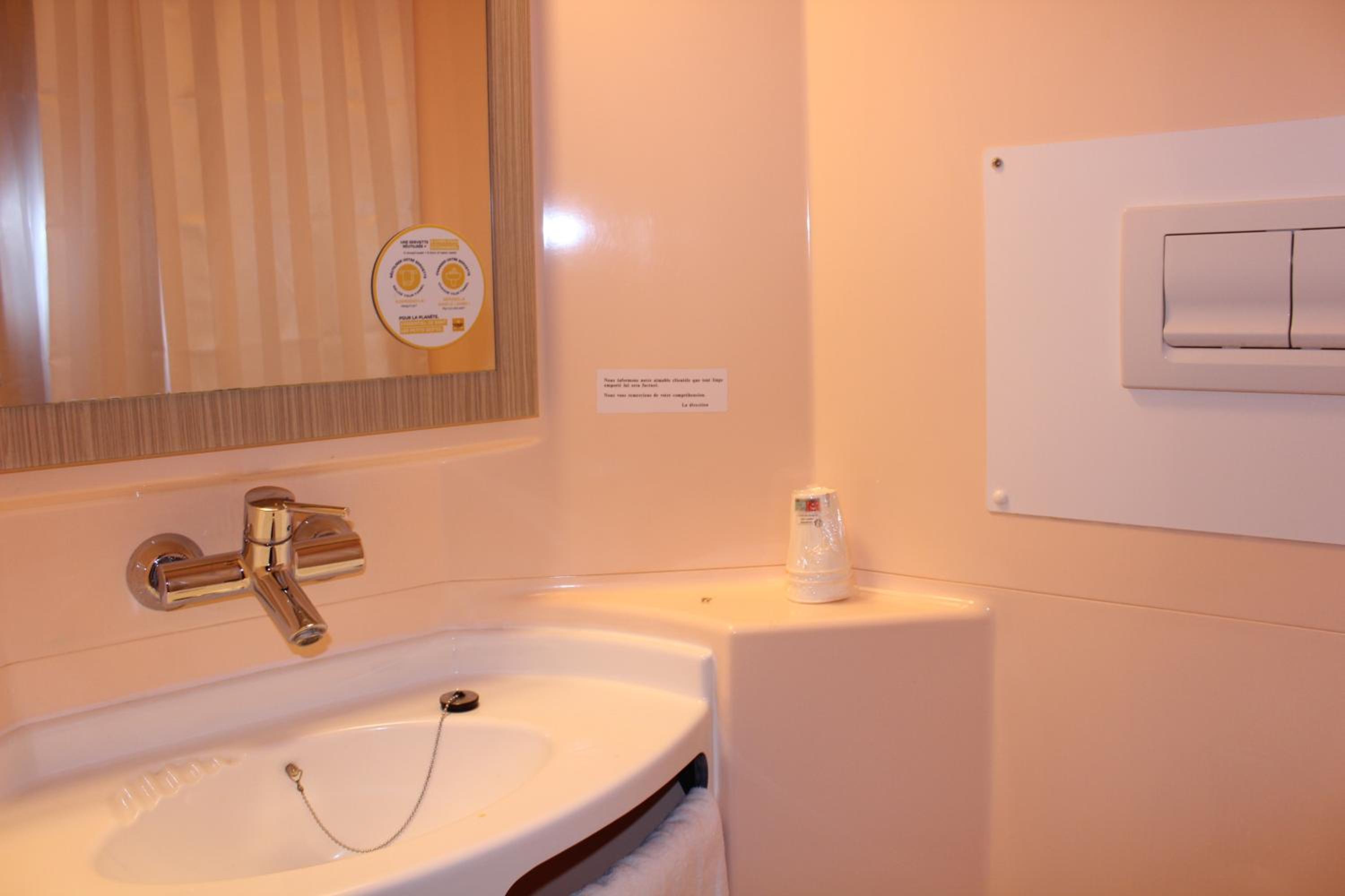 Triple Room - Photo 5