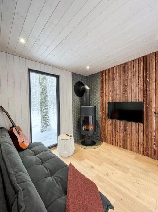 One-Bedroom House photo 1