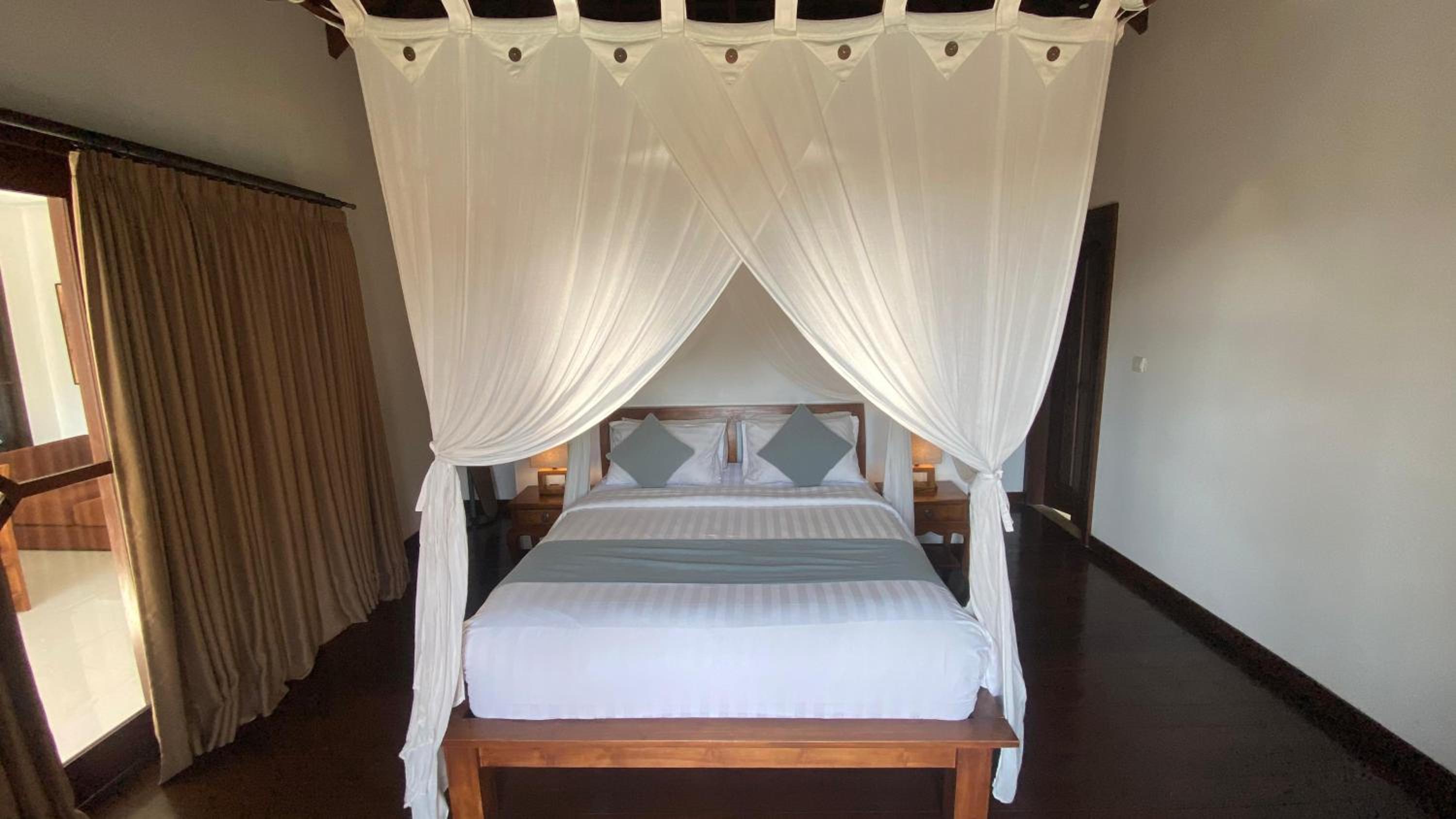Superior Double Room with Pool View photo 1