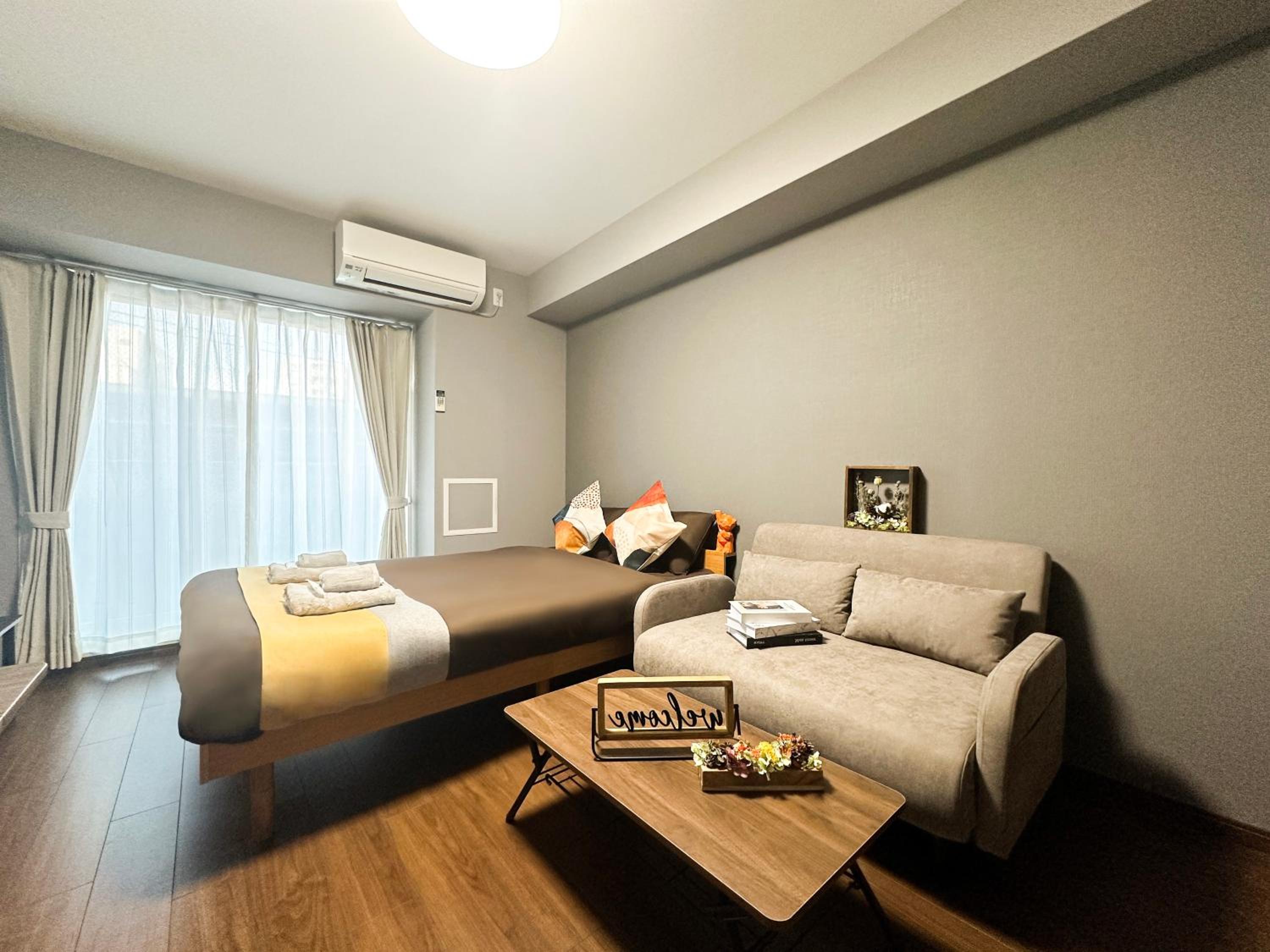 One-Bedroom Apartment