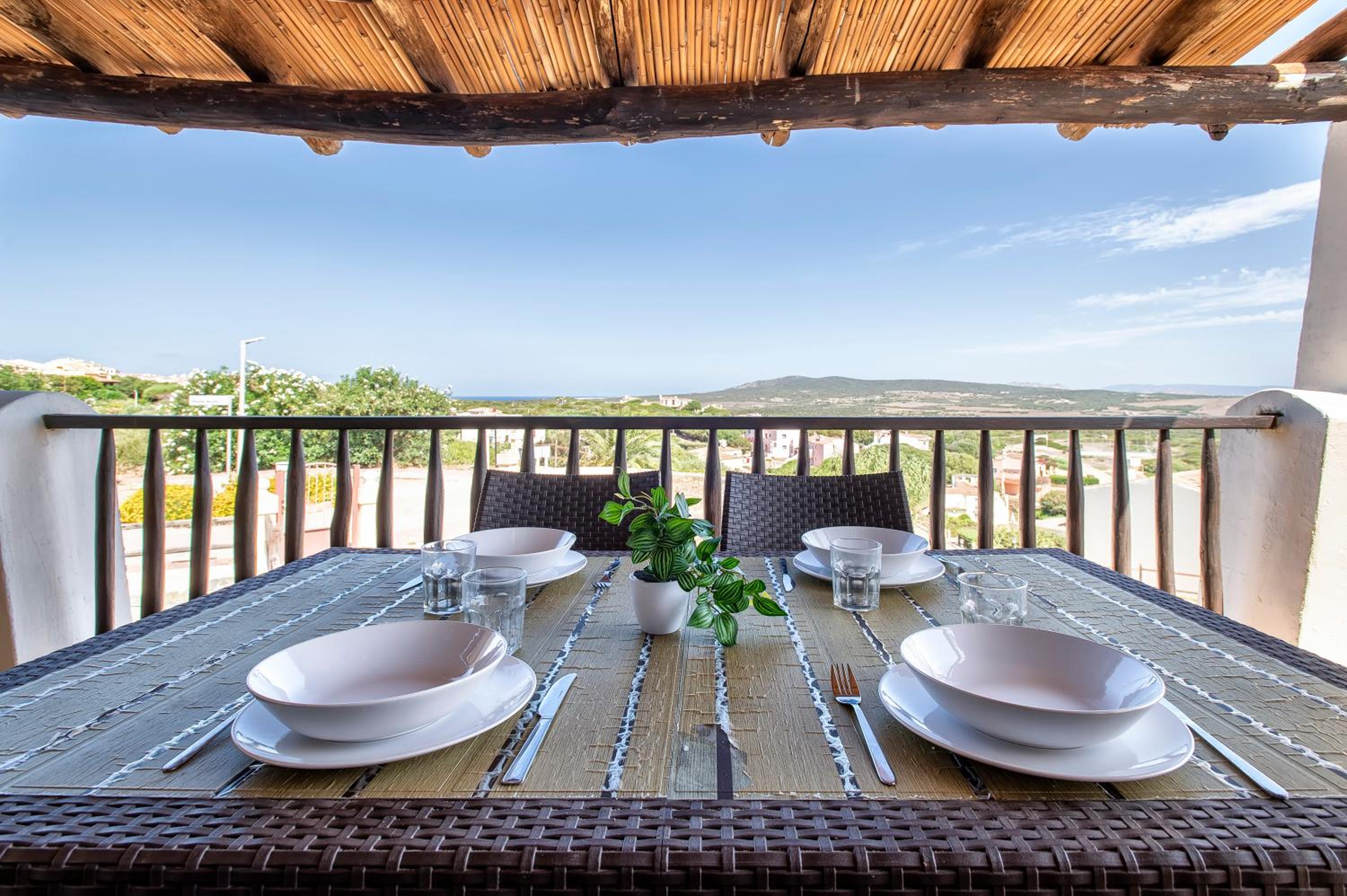 Two-Bedroom Deluxe Apartment with Ocean View photo 2