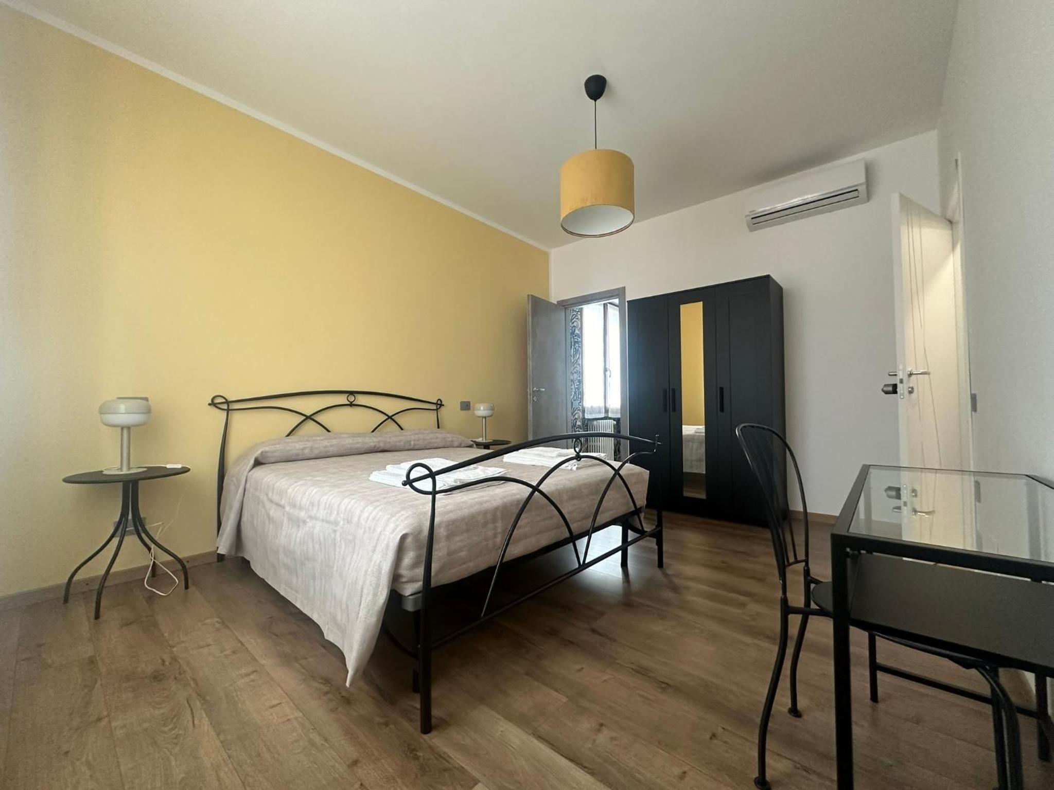 Double Room with Private Bathroom photo 1