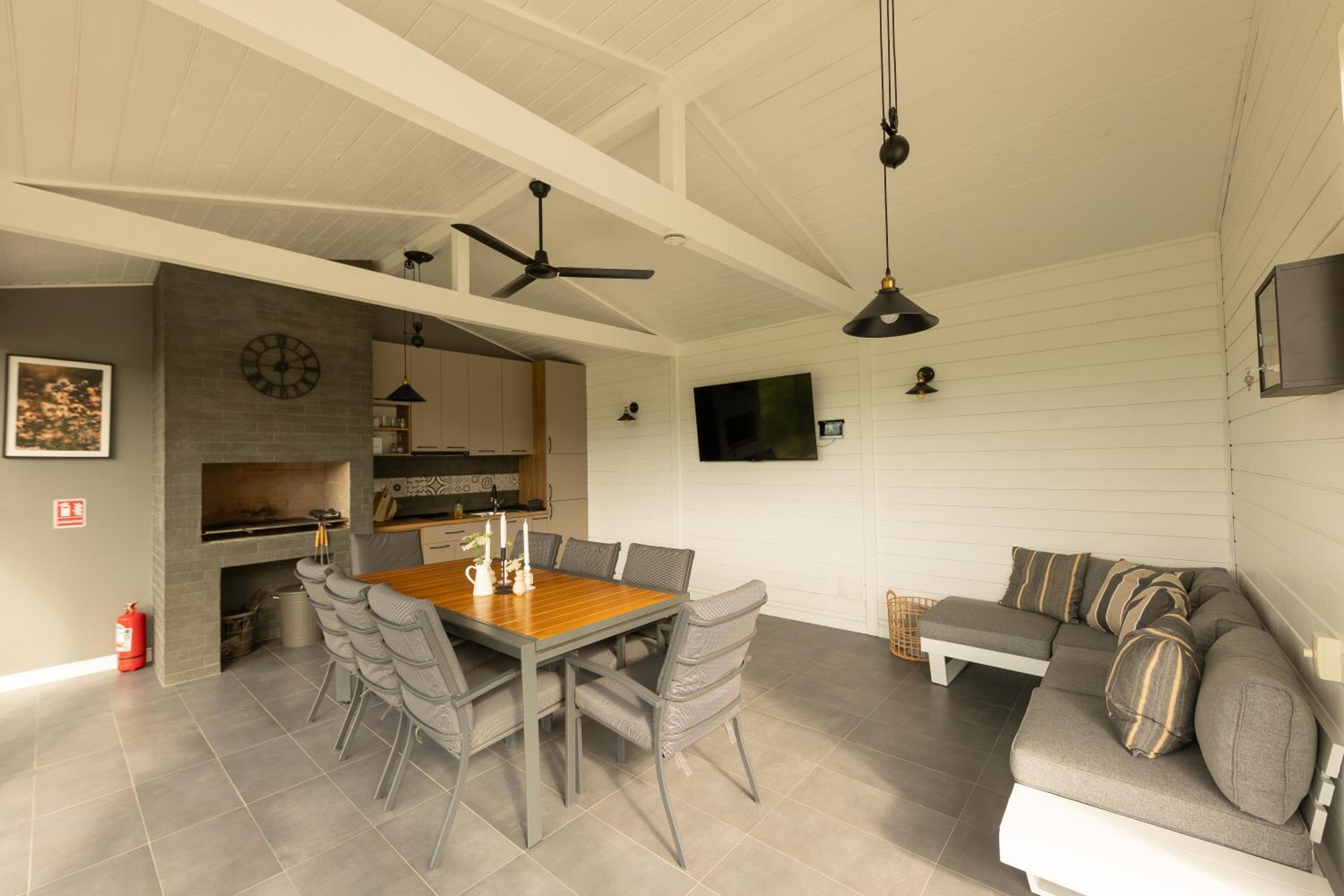 Two-Bedroom Villa photo 2