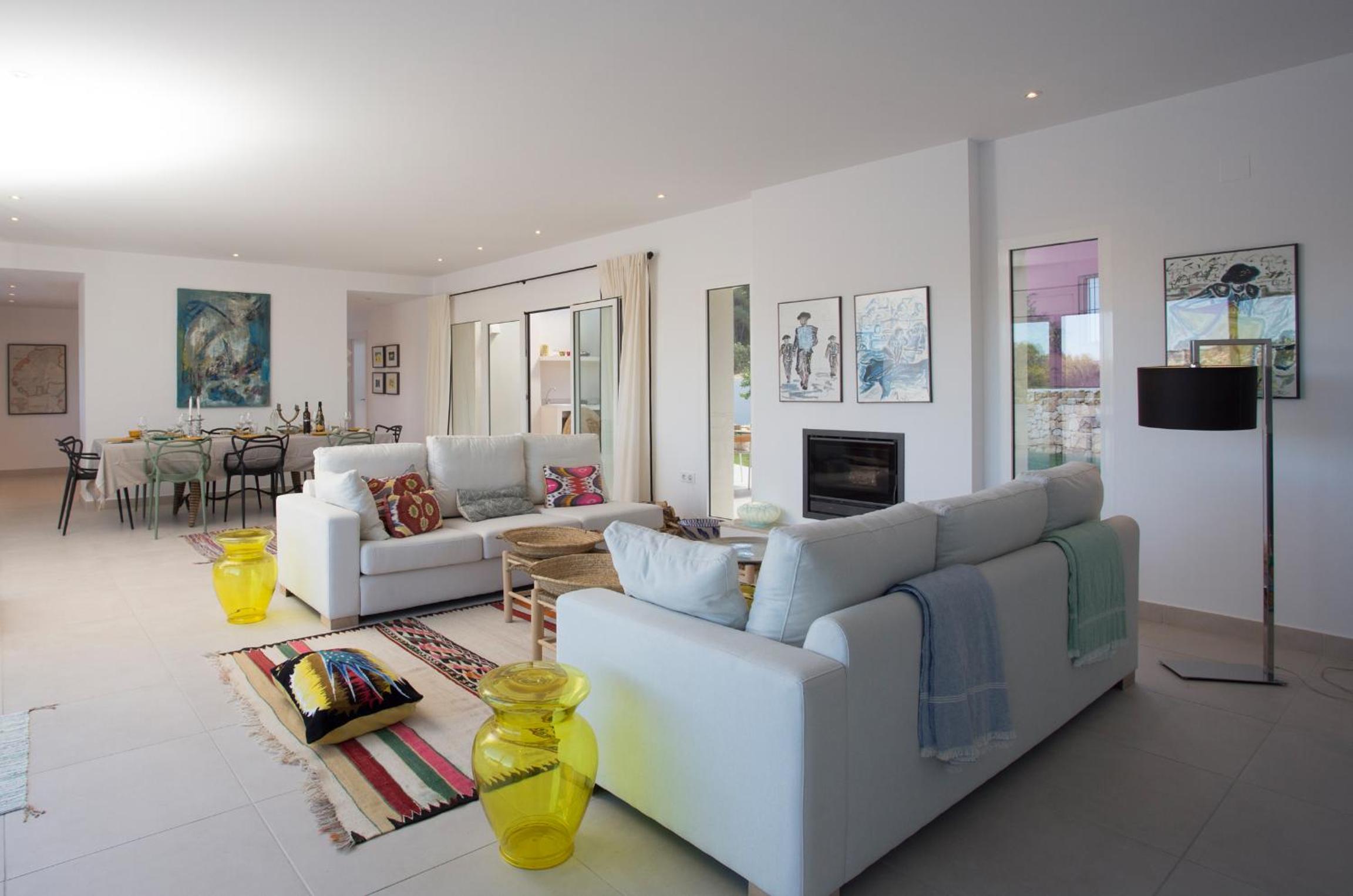 Villa photo 2