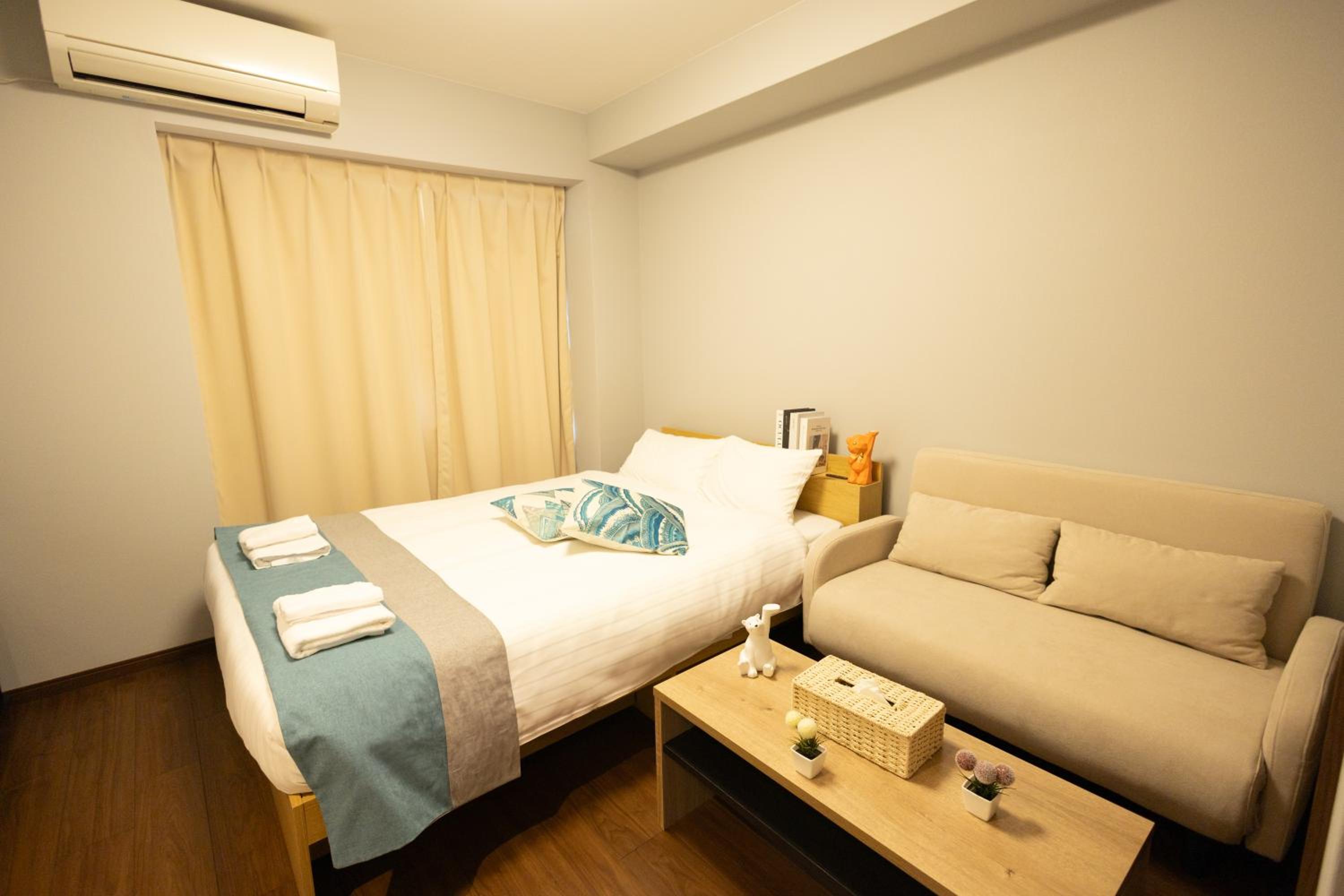 One-Bedroom Apartment