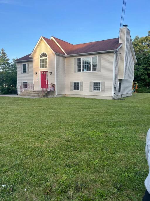 Four-Bedroom House photo 2