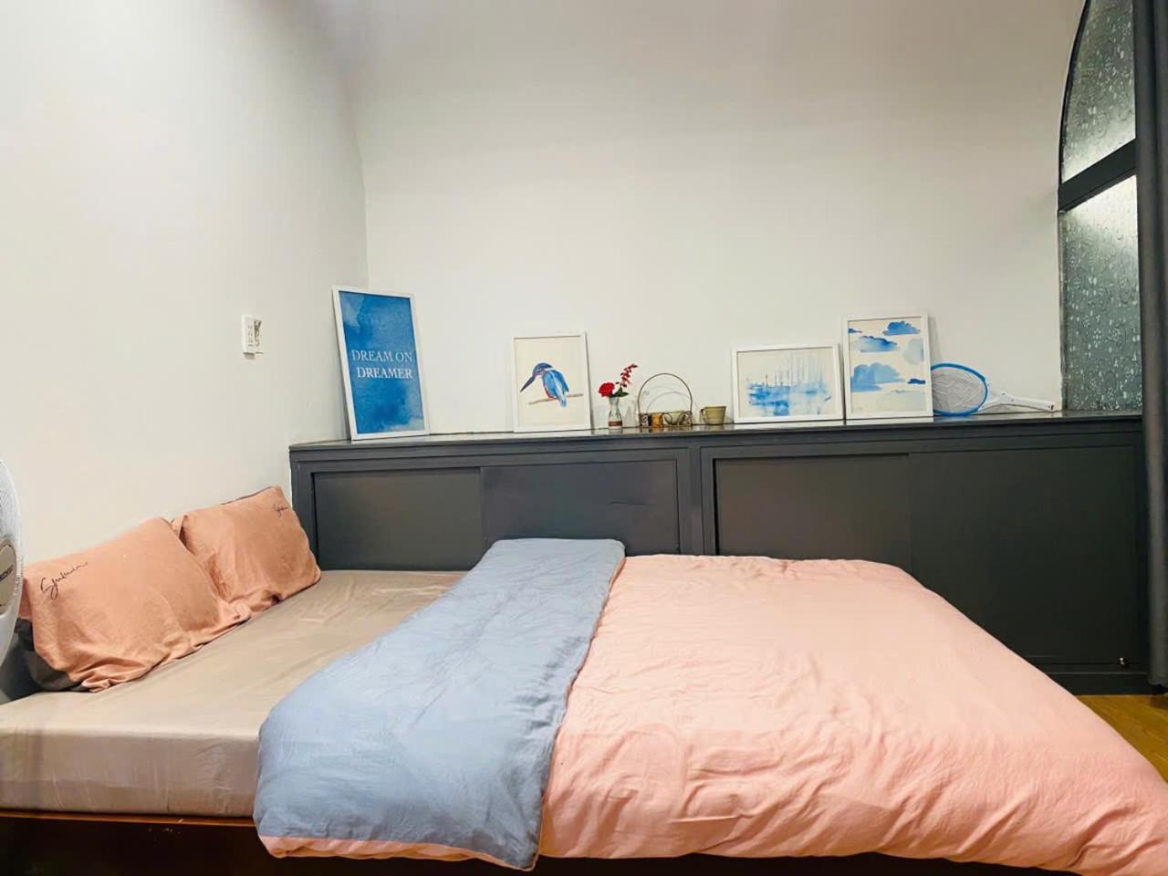 One-Bedroom Bungalow photo 1