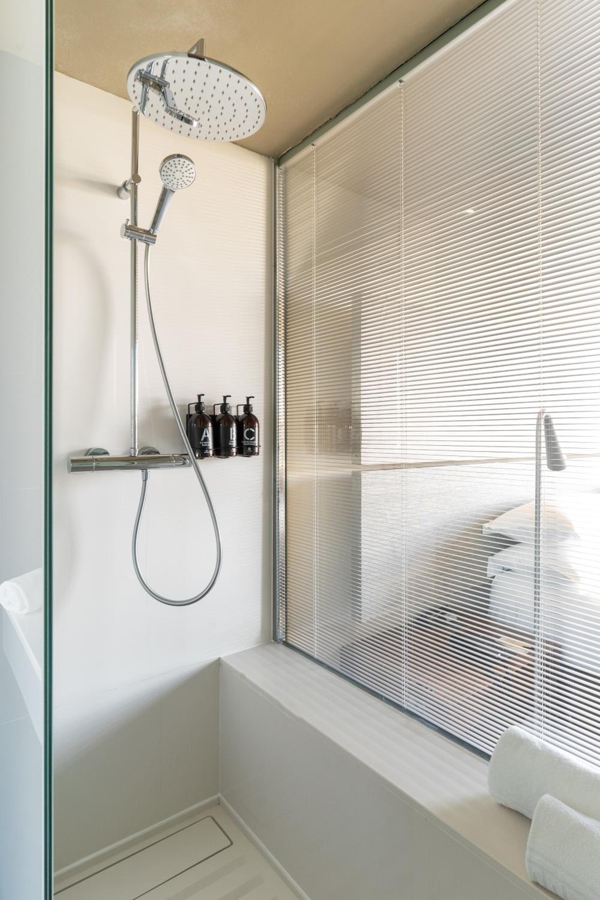 Double or Twin Room (1-2 Adults) photo 2