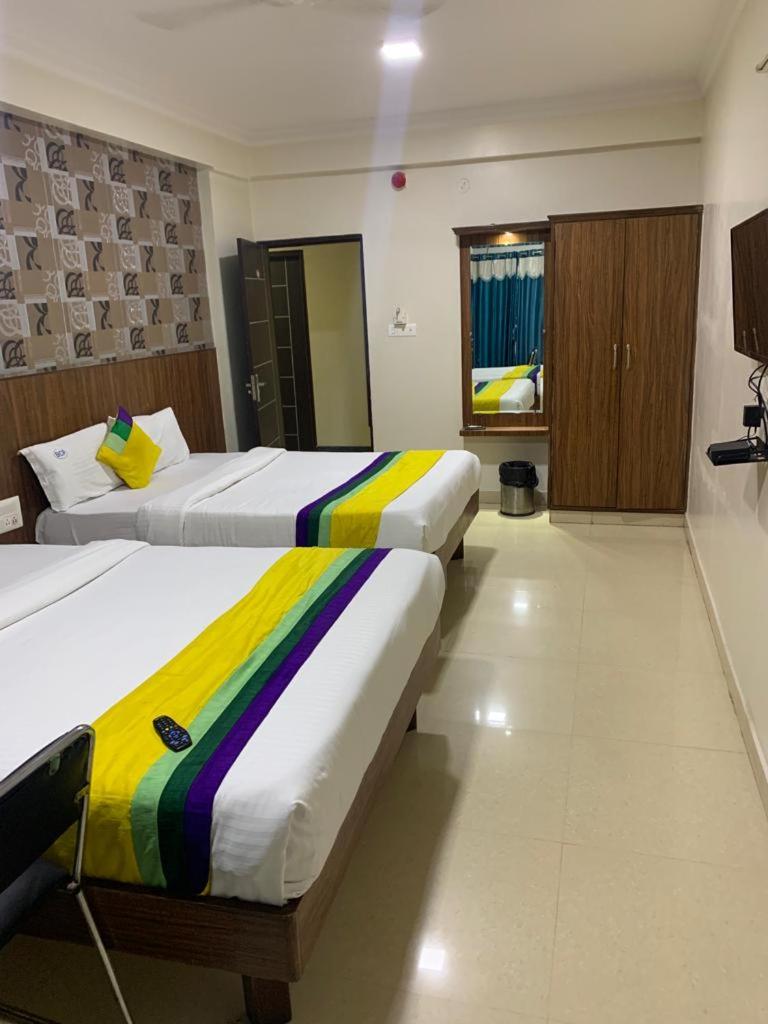 Quadruple Room - Photo 8
